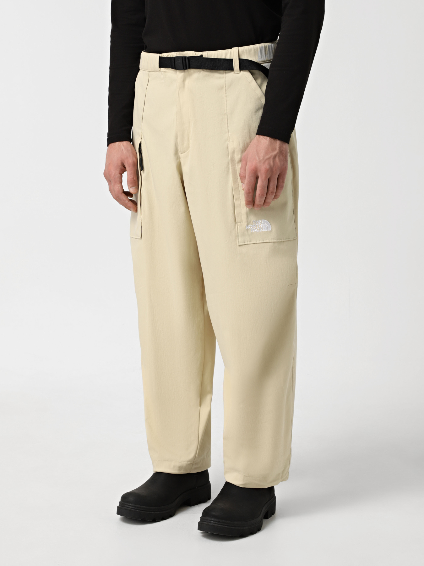 Брюки повседневные The North Face x Yinka Ilori Relaxed модель NF0A89GH3X41 Фото