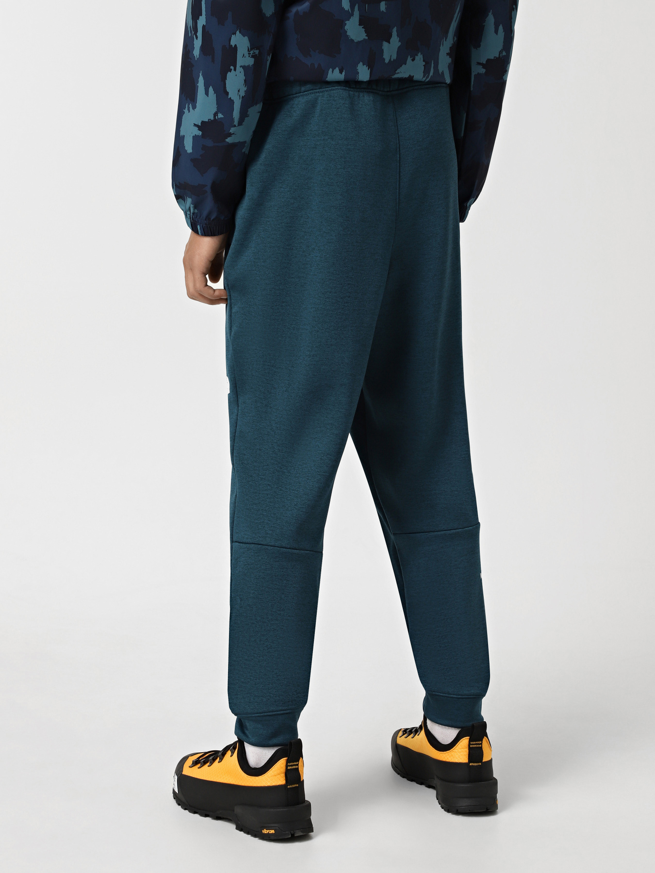 Спортивні штани The North Face Reaxion модель NF0A7Z9P2LO1 Фото