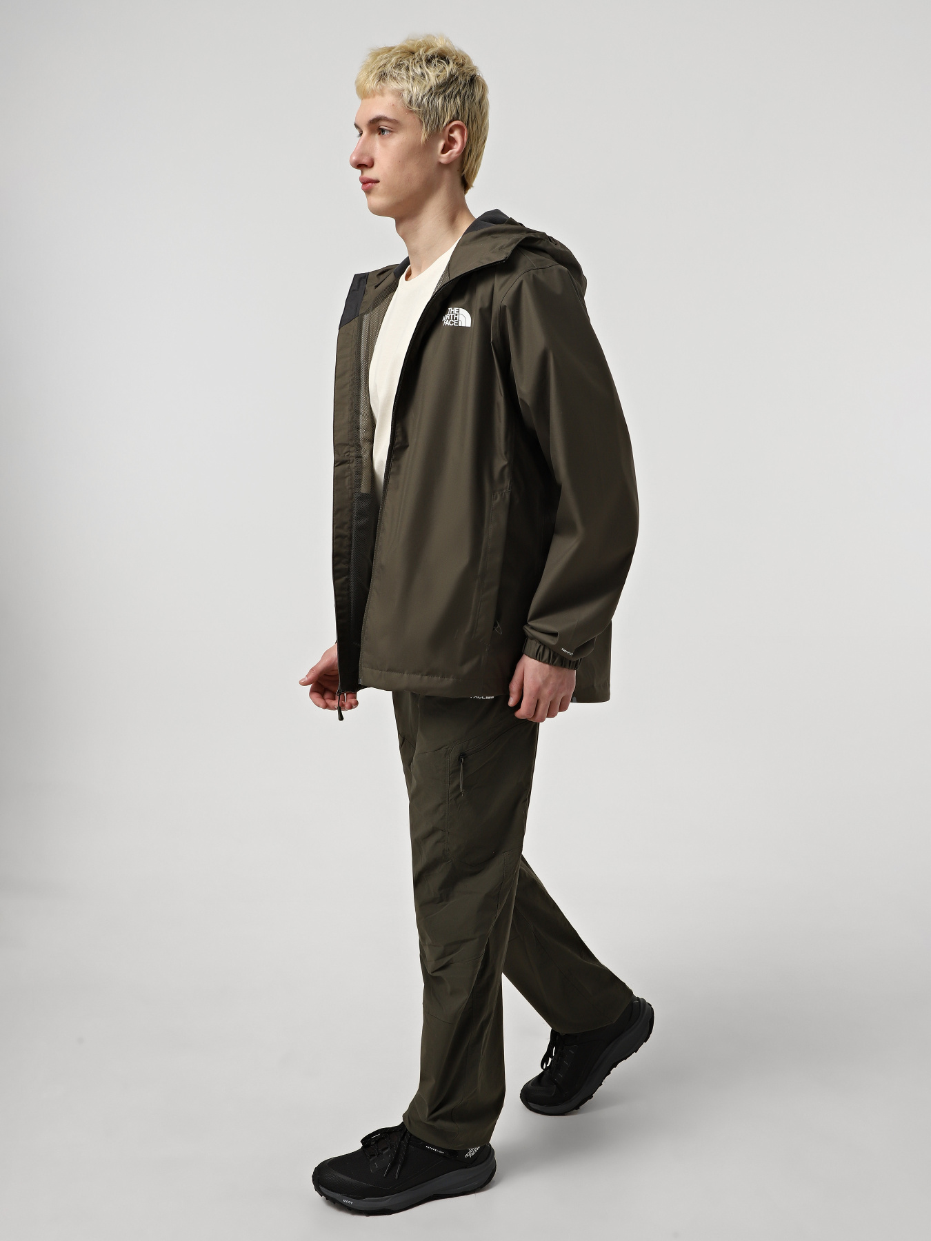 Ветровка The North Face Quest модель NF00A8AZ21L1 Фото