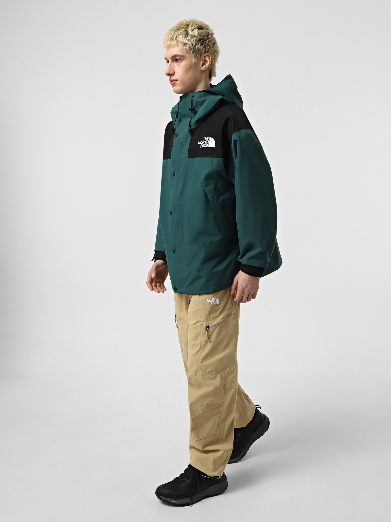 Вітровка The North Face Dryvent Mono Mountain модель NF0A88XF5861 Фото