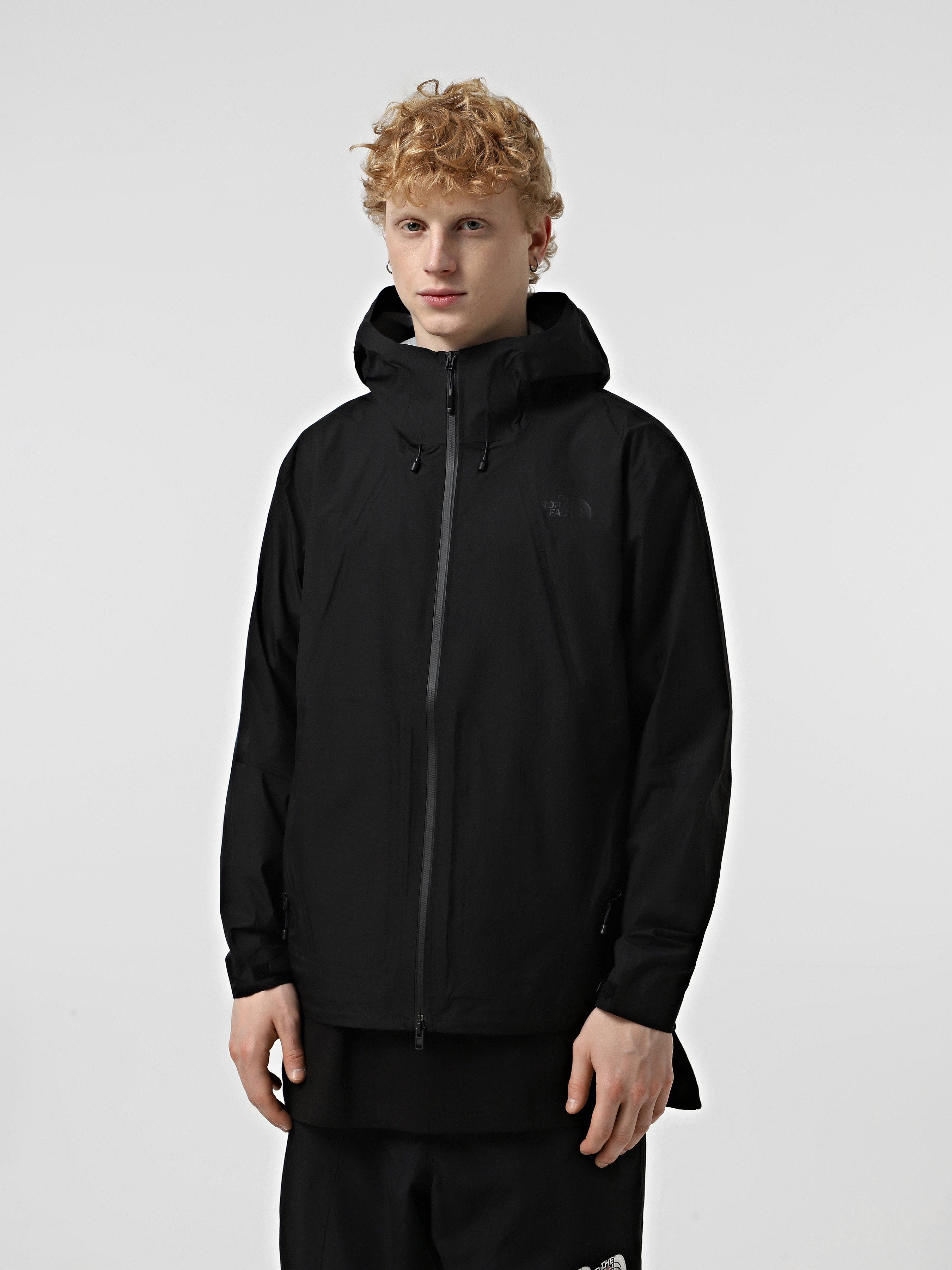 Чоловічий Аутдор та гірськолижна куртка The North Face Packable Lt Rain (N6681) колір чорний, матеріал нейлон