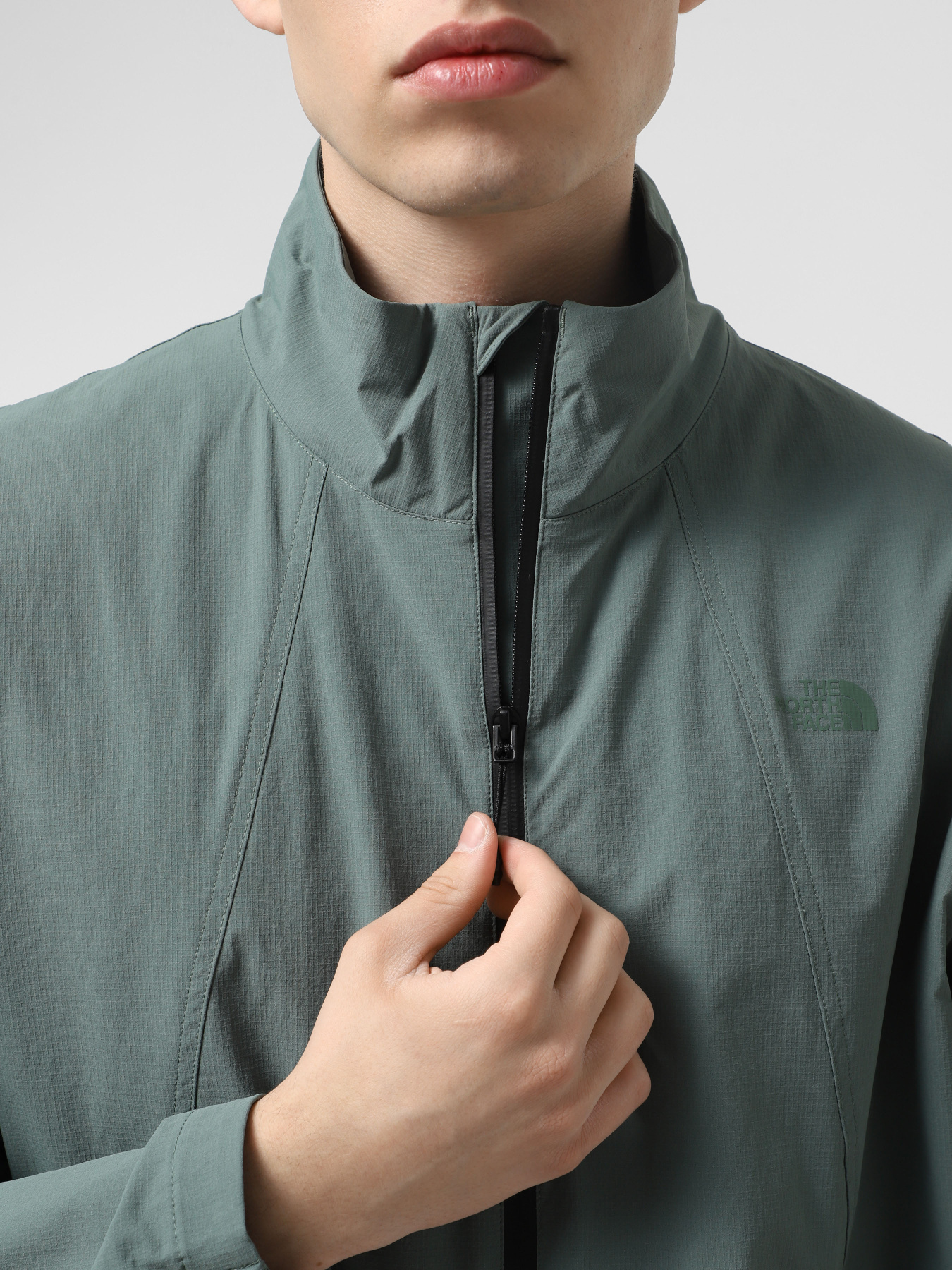 Вітровка The North Face Dome Wind модель NF0A8B5HHCH1 Фото