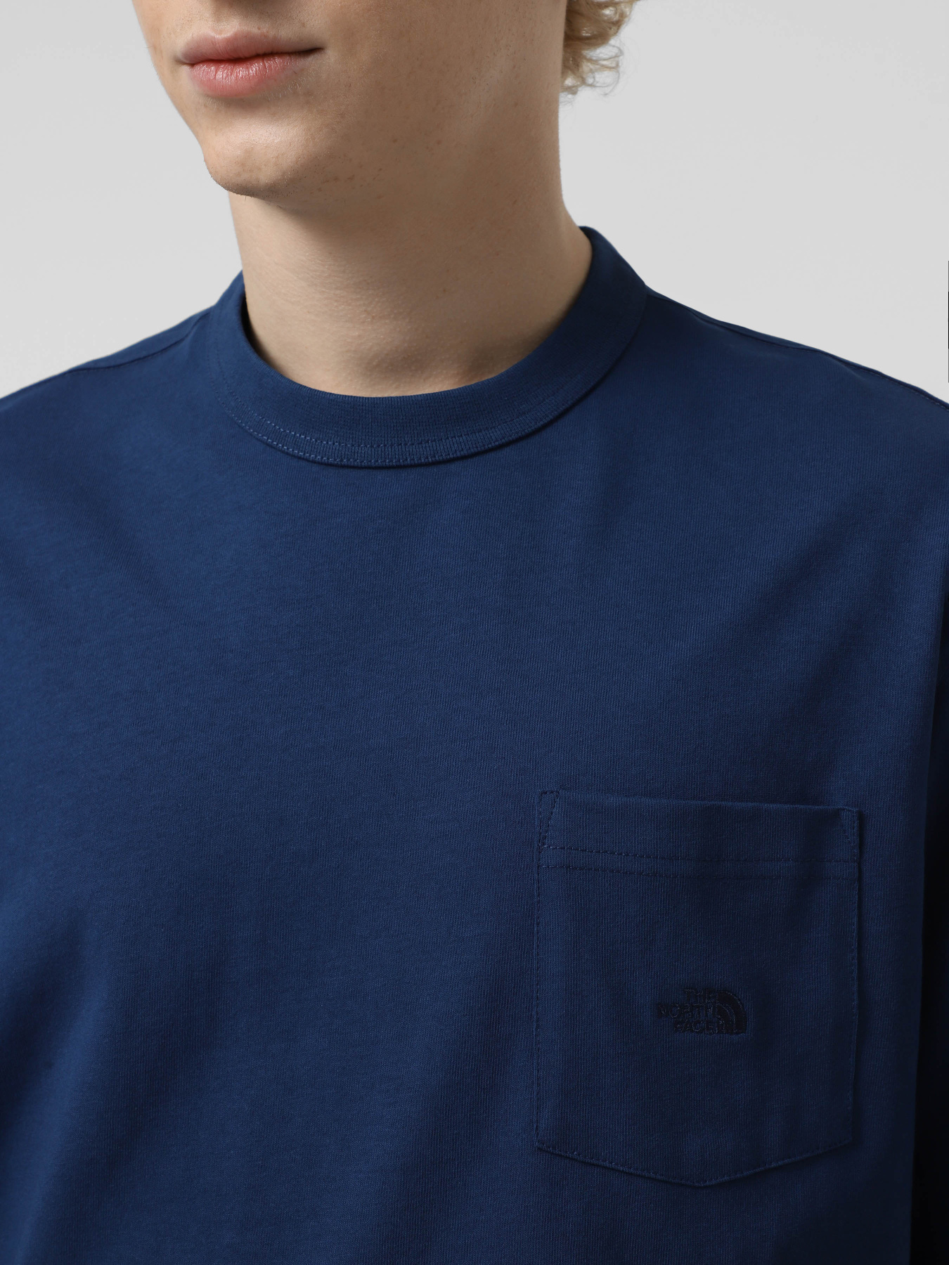 Футболка The North Face Dome Relaxed Pocket модель NF0A8C3PD1R1 Фото