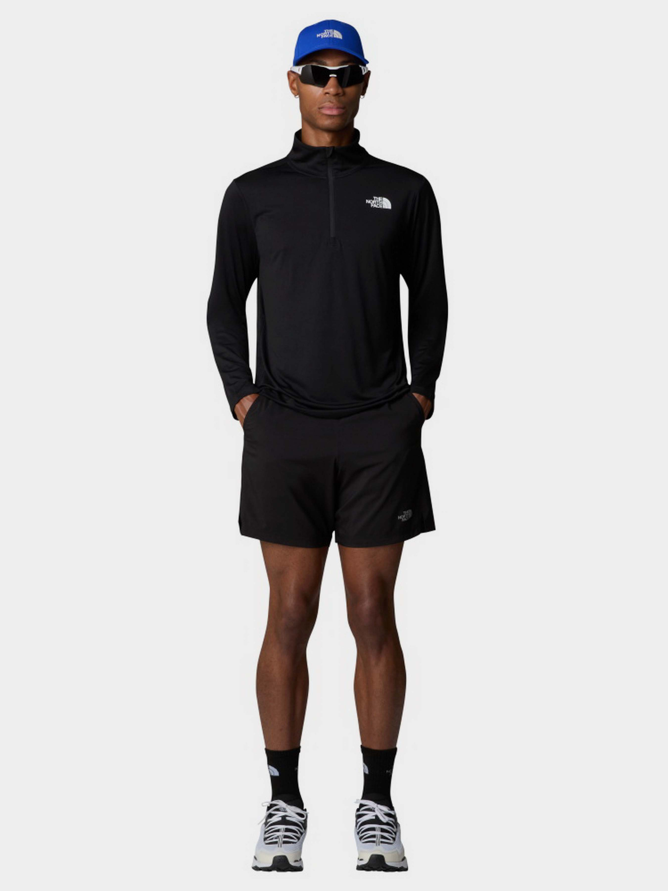 Шорты спортивные The North Face 24/7 7in модель NF0A3O1B4H01 Фото