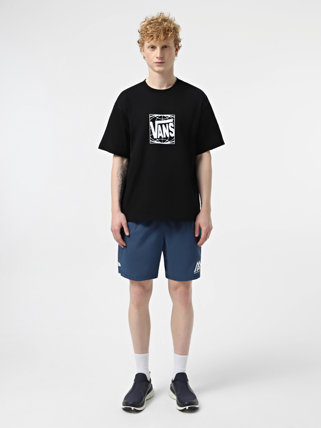 Спортивні шорти The North Face 24/7 7in Shorts Graphic модель NF0A8BP6HDC1 Фото