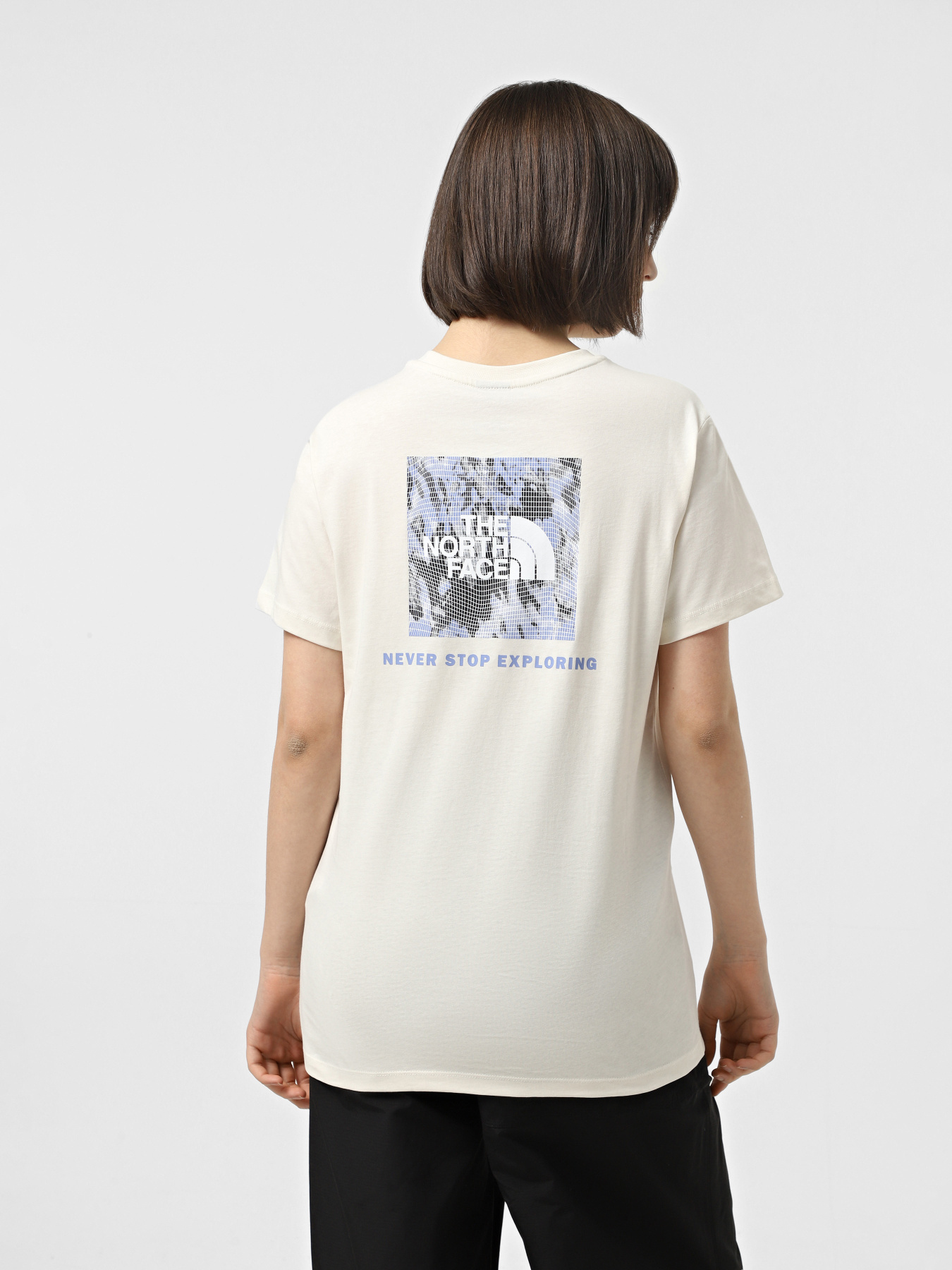 Футболка The North Face S/S Box Nse Tailgrid Infill Relaxed Модель NF0A8C4W9731 Фото