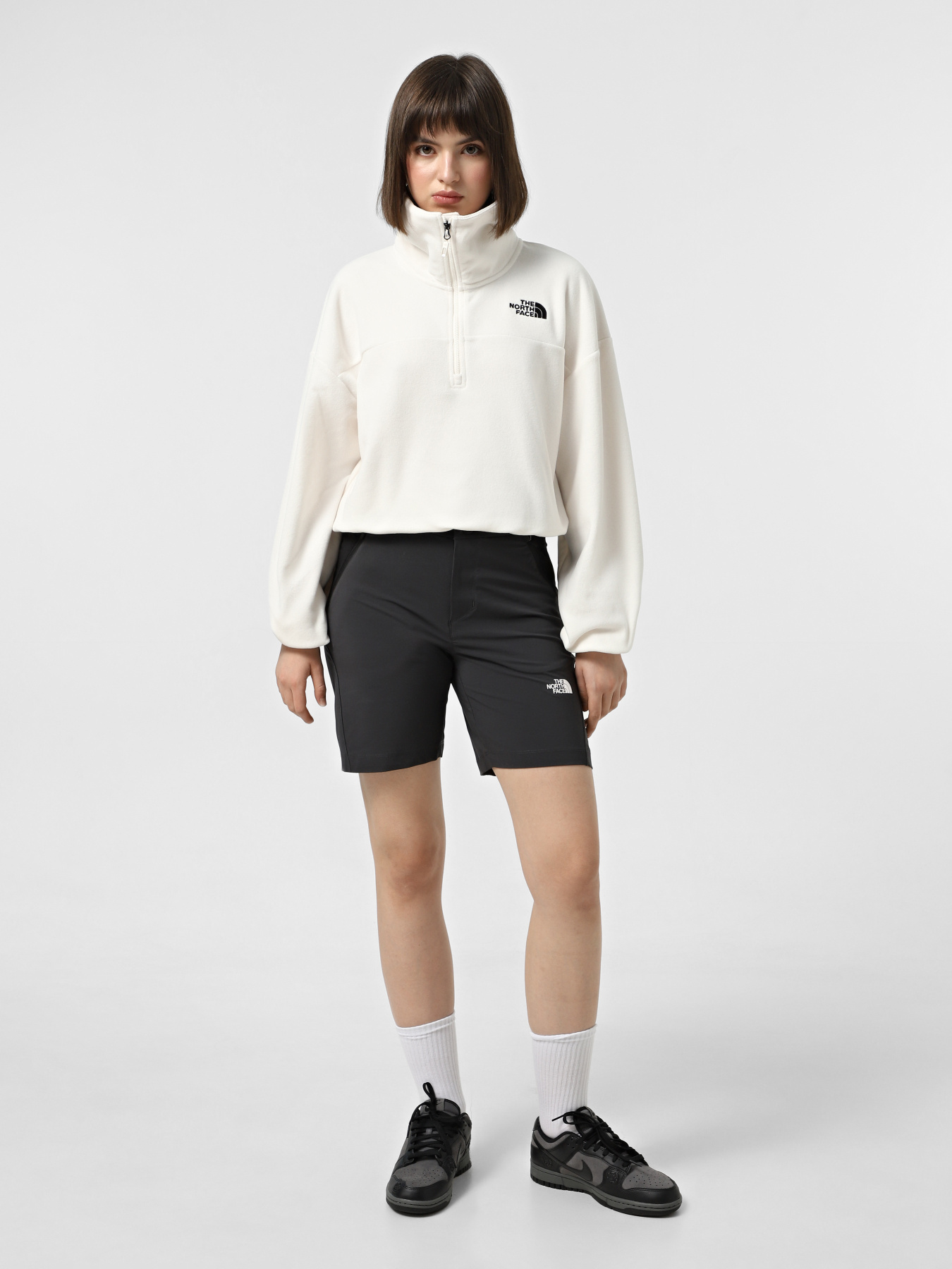 Шорты спортивные The North Face Felik Slim Tapered модель NF0A8BT4MN81 Фото