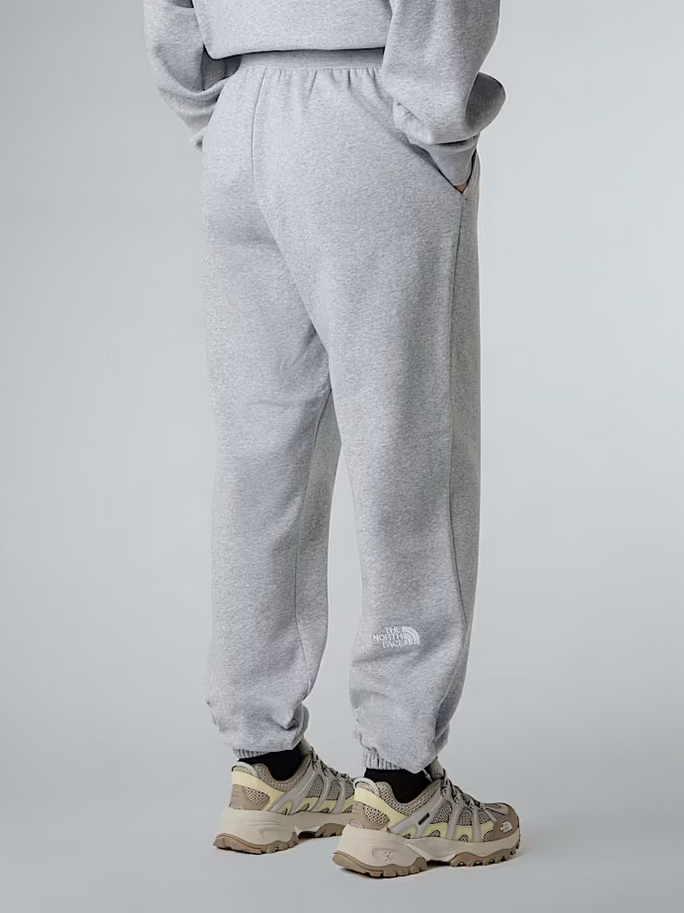 Повседневные штаны The North Face Essential модель NF0A8C1GDYX1 Фото