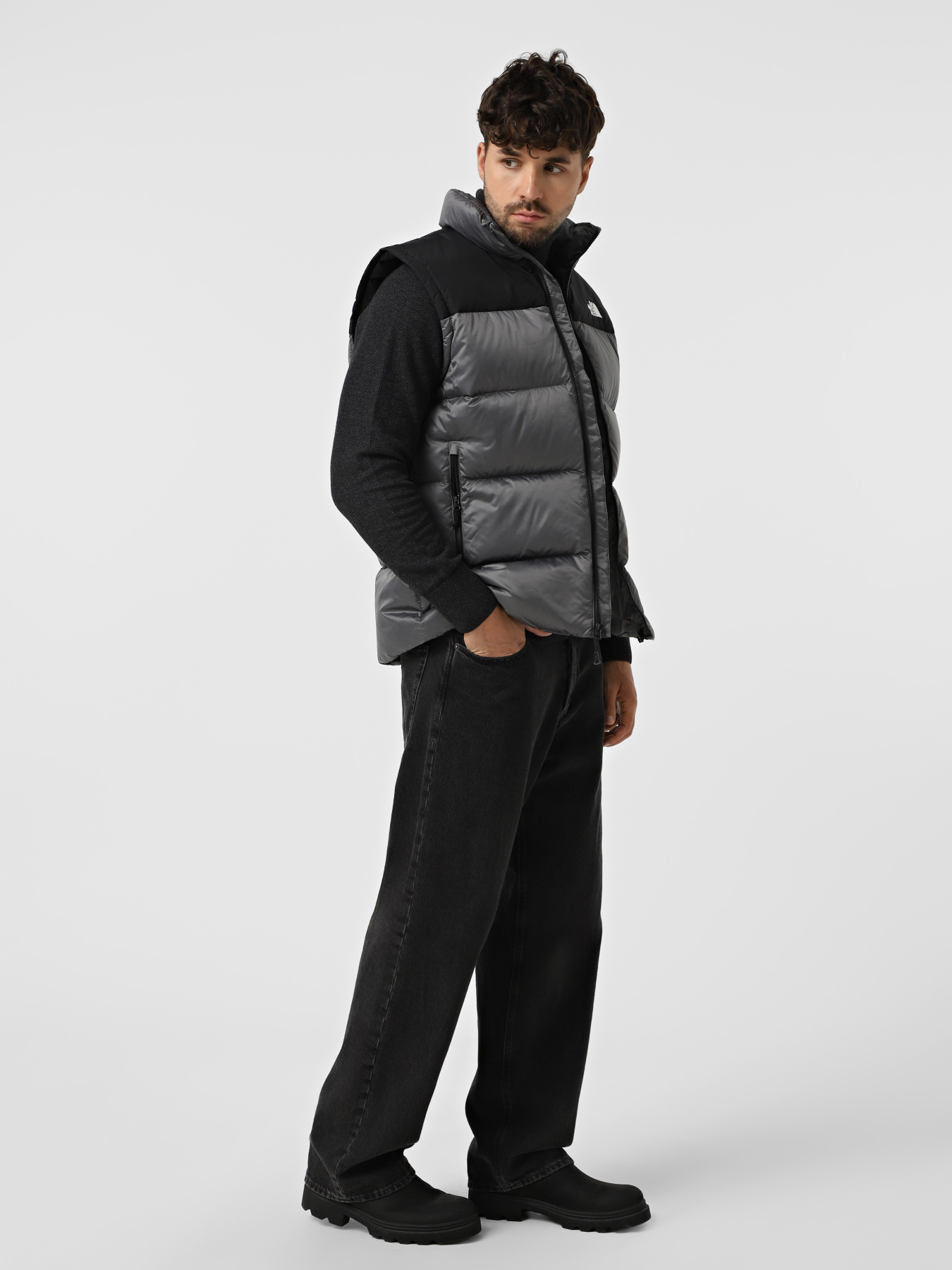 Утеплений жилет The North Face Diablo Down 2.0 модель NF0A8994EKO1 Фото