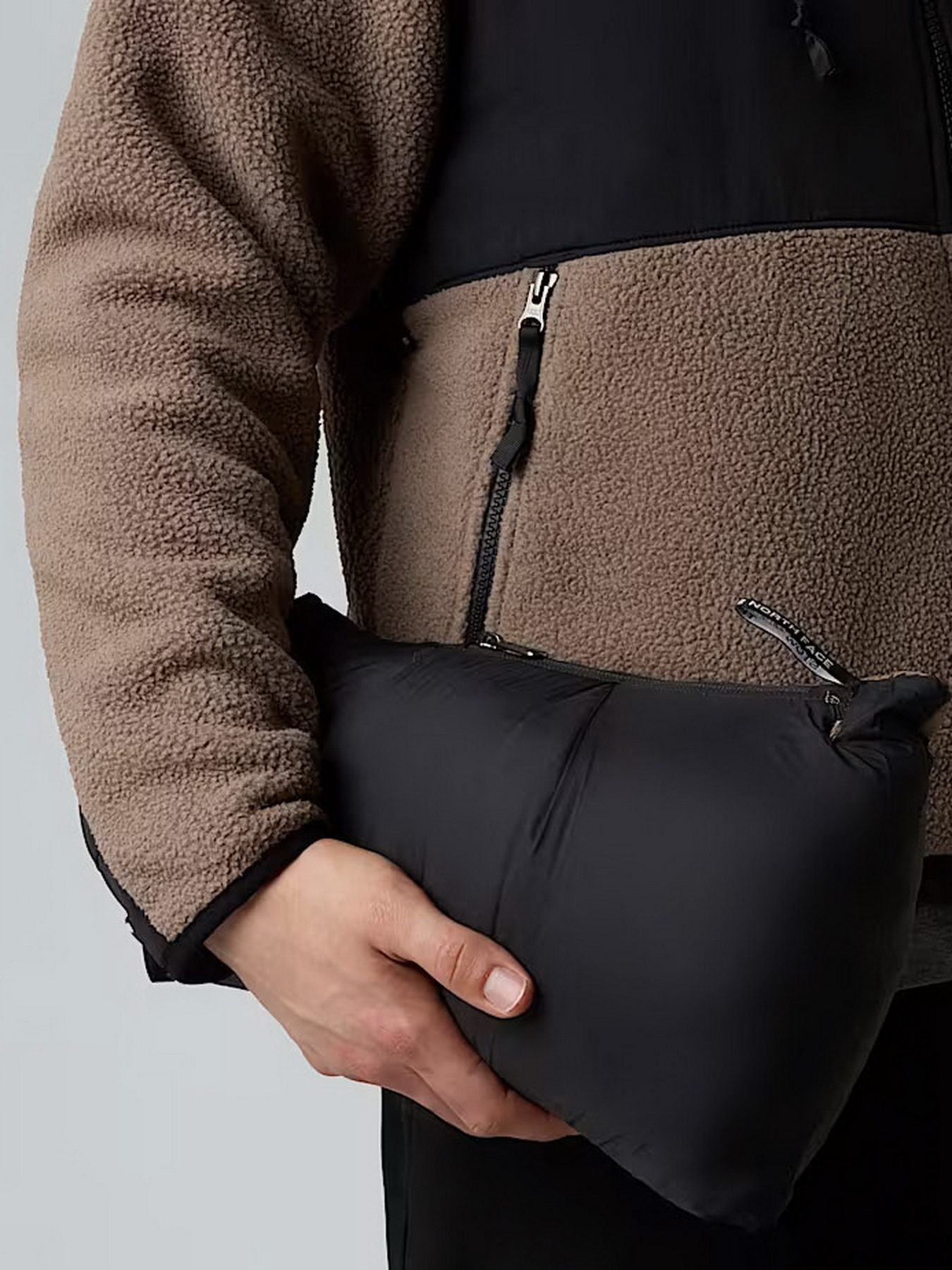 Жилет с утеплителем The North Face модель NF0A3JQQDHL1 Фото