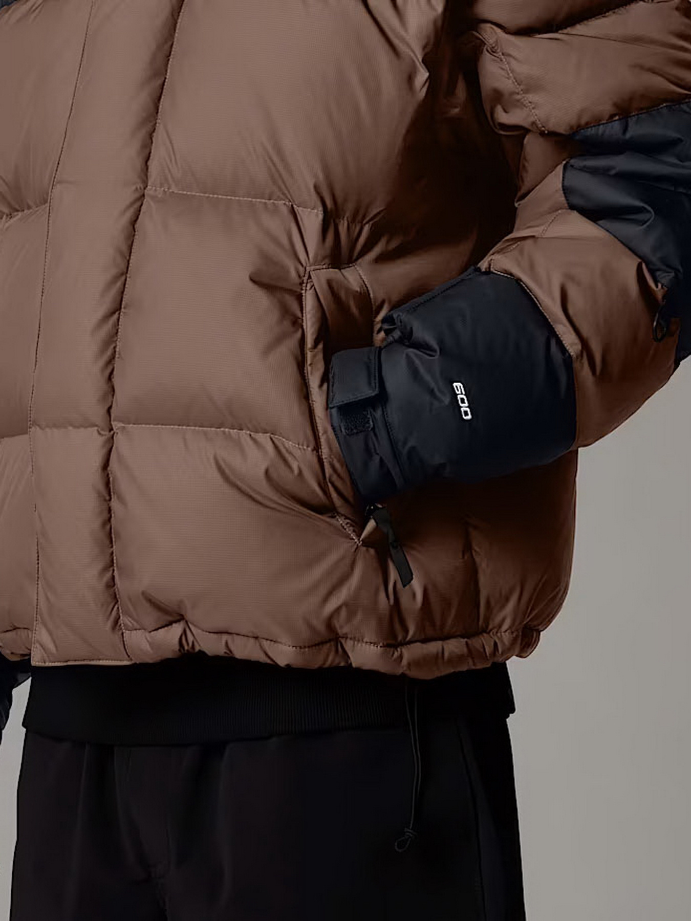 Зимняя куртка The North Face модель NF0A832GDHL1 Фото