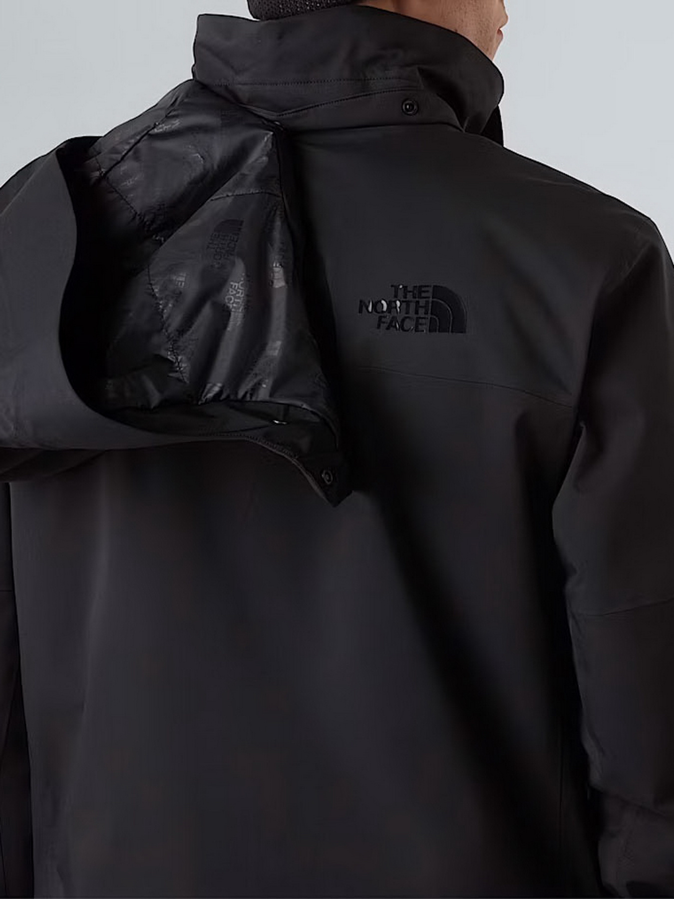 Аутдор та гірськолижна куртка The North Face модель NF0A87Y6KX71 Фото