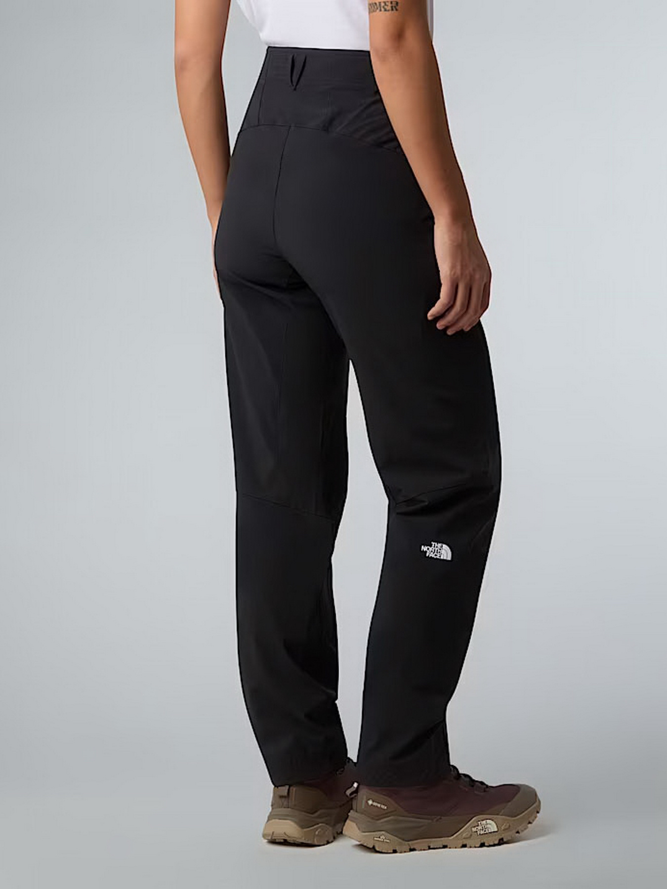 Штаны спортивные The North Face модель NF0A8EKRJK31 Фото