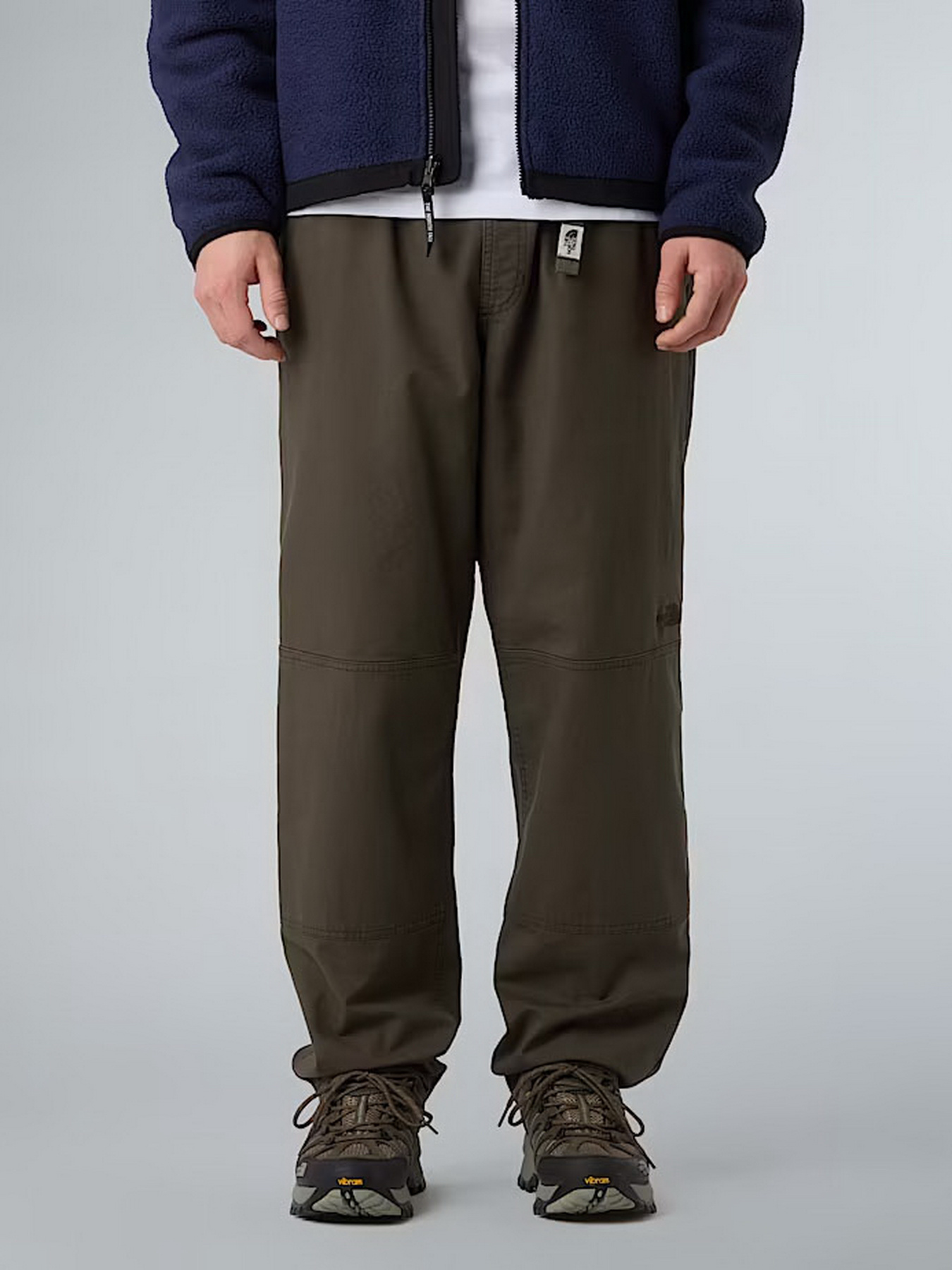 Повсякденні штани The North Face Beta Utility Belted модель NF0A8B6221L1 Фото