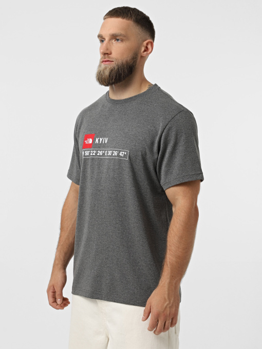 Футболка The North Face GPS Kyiv модель NF0A8FZDDYY1 Фото