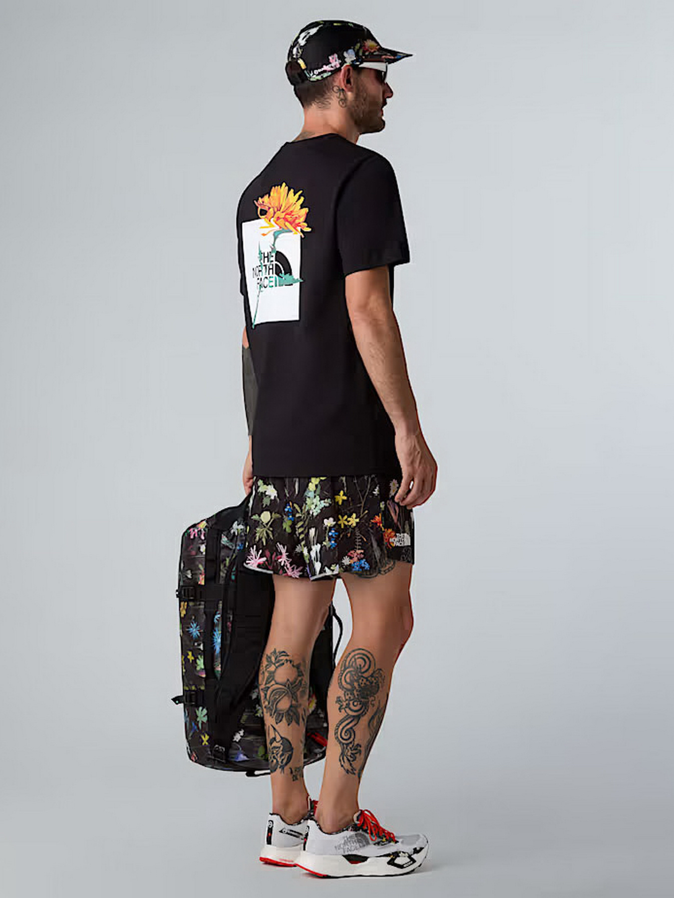 Футболка The North Face модель NF0A8F65JK31 Фото