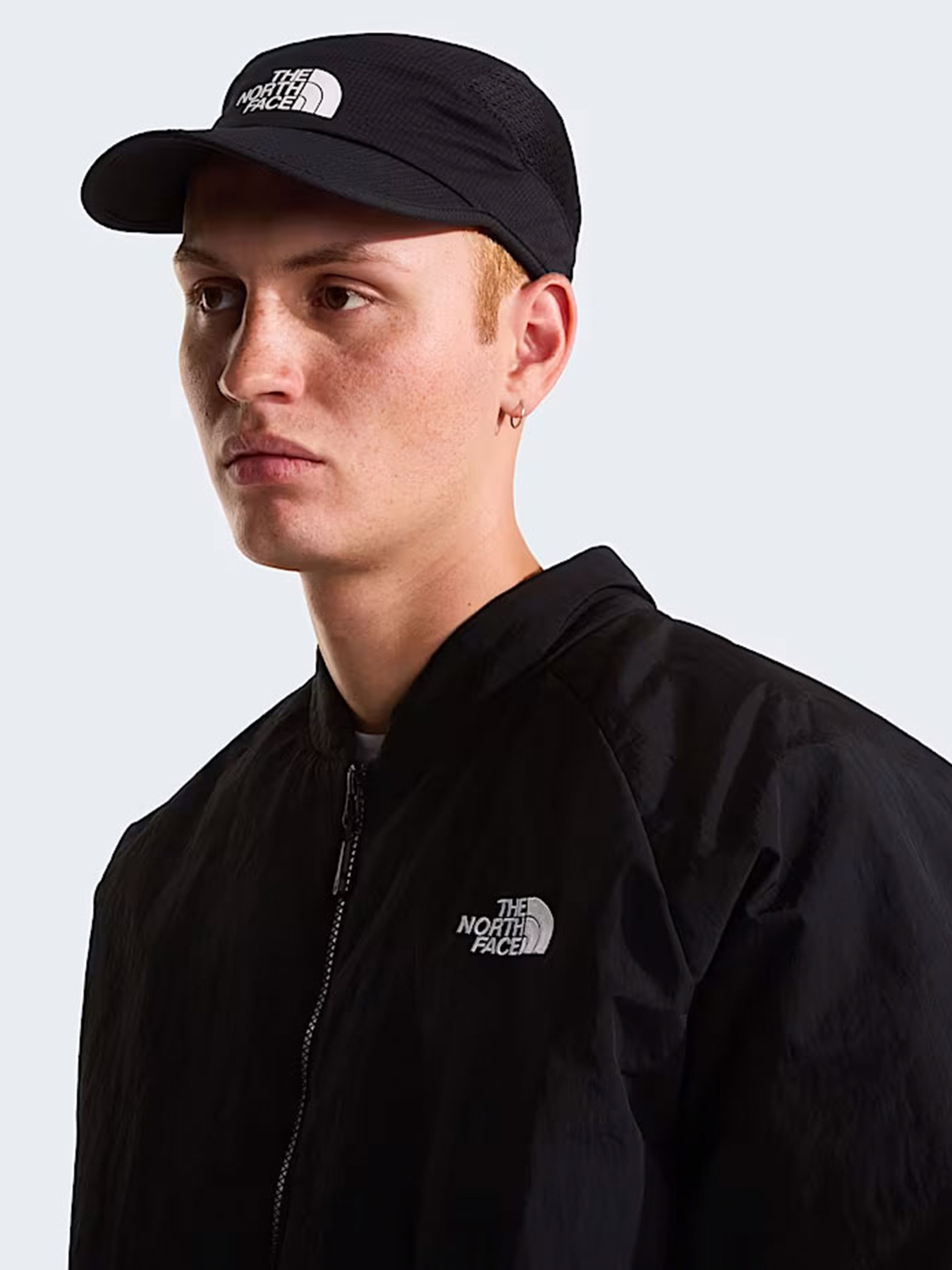 Бомбер The North Face U NSE LIGHT INSULATED BOMBER J модель NF0A8G8YJK31 Фото