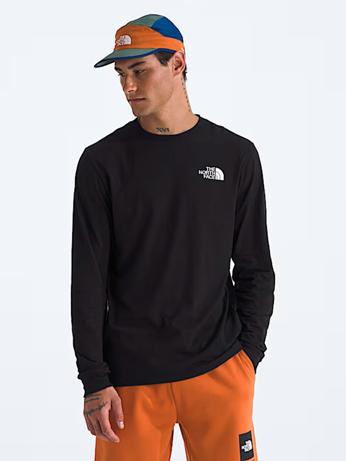 Лонгслів The North Face M EVOLUTION BOX NSE REGULAR LO модель NF0A8B68KY41 Фото