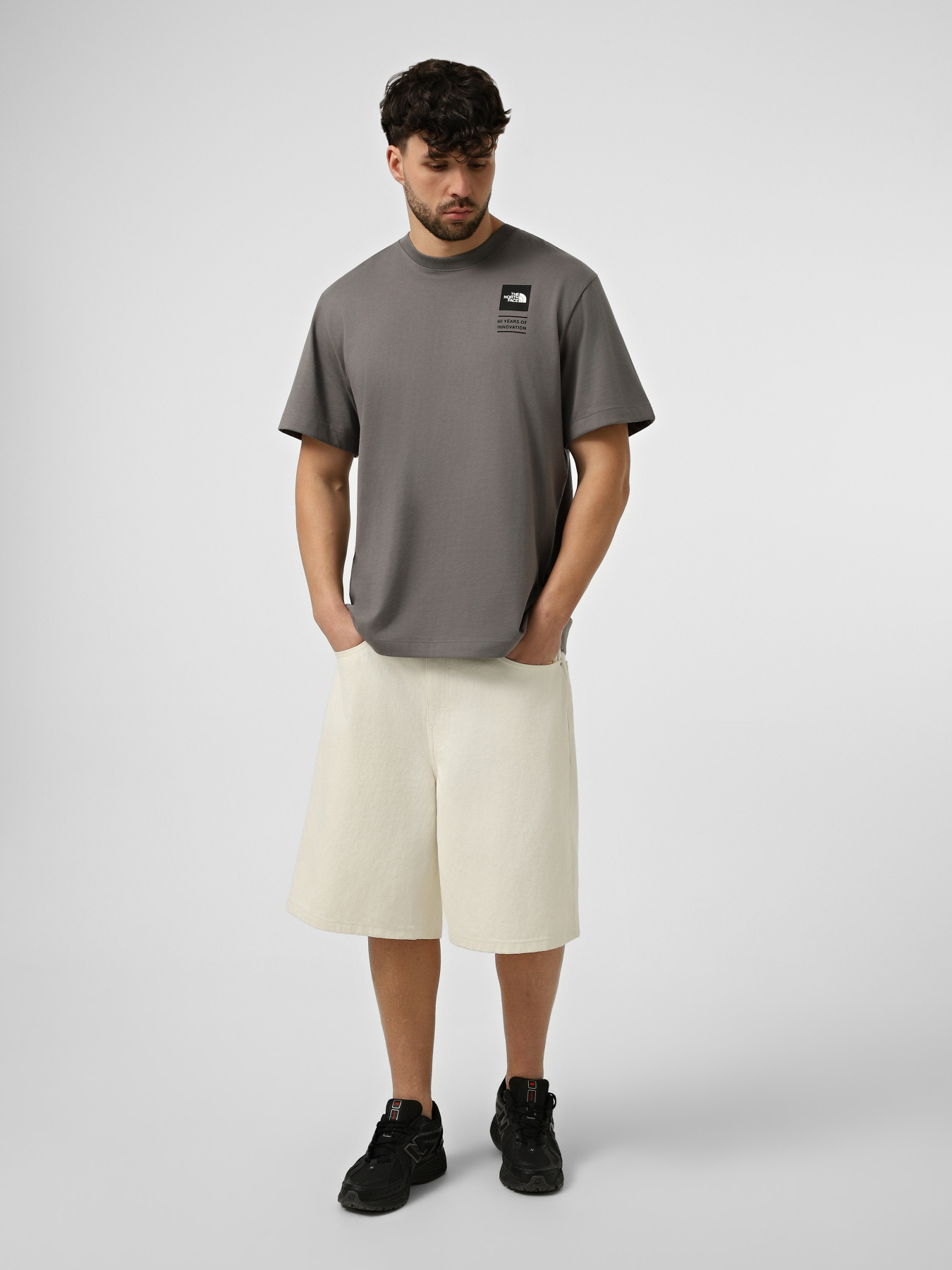 Футболки и поло The North Face M BCD CELEBRATION RELAXED SHOR модель NF0A8GAQ0UZ1 Фото