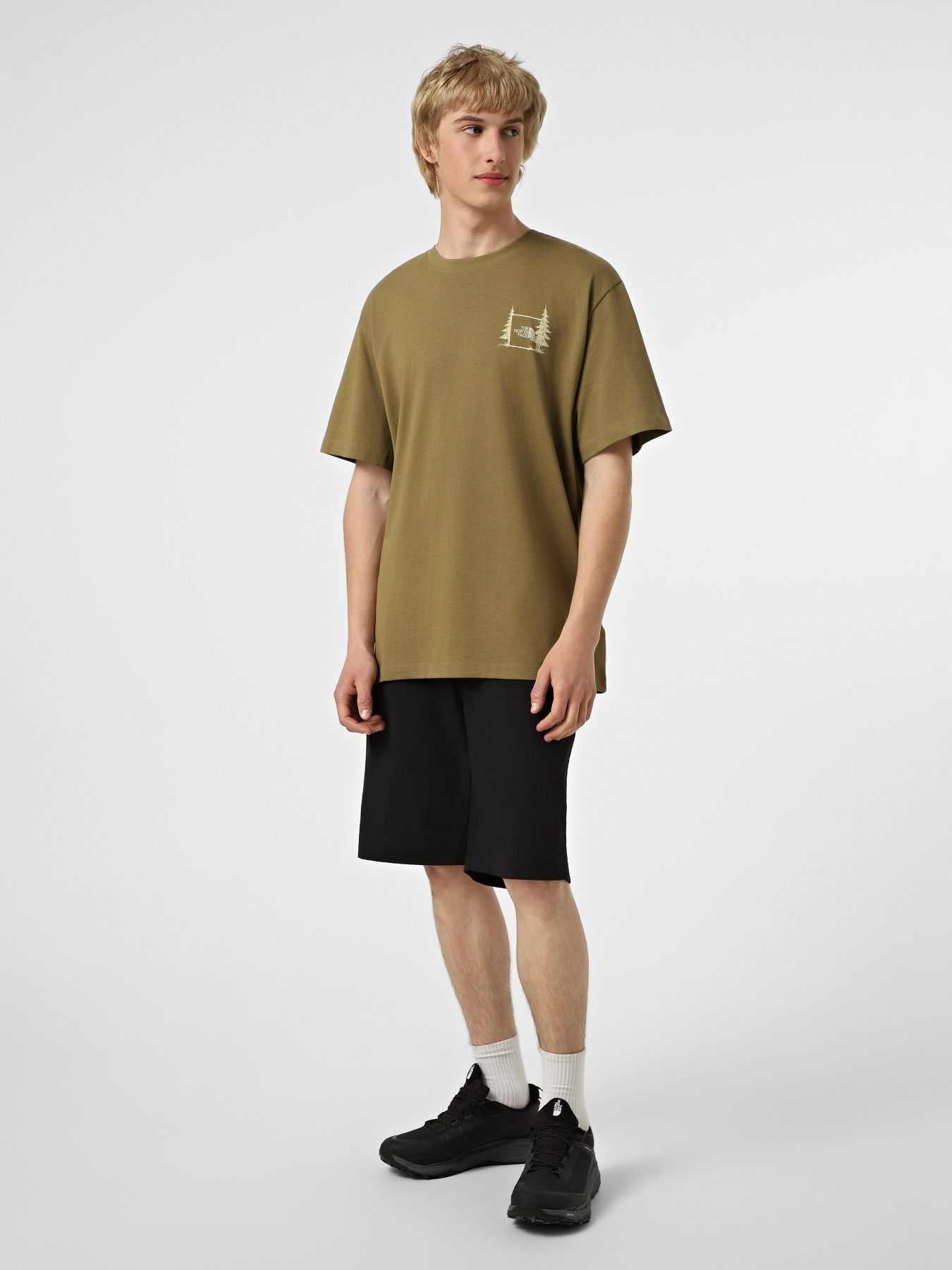 Футболки и поло The North Face M CAMPING RELAXED SHORT SLEEVE модель NF0A8GQM2EL1 Футболки и поло The North Face M CAMPING RELAXED SHORT SLEEVE модель NF0A8GQM2EL1 Фото