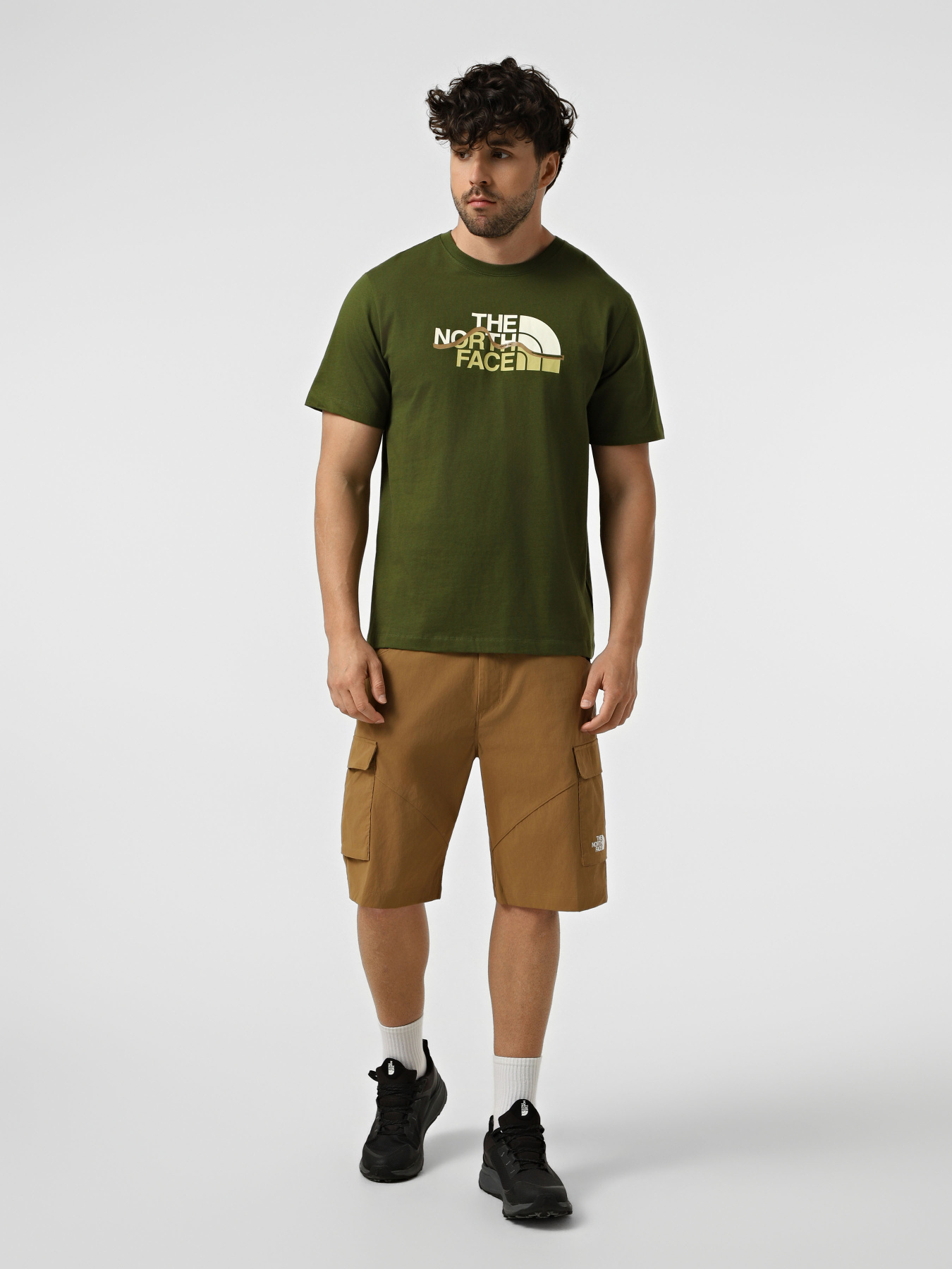 Футболки и поло The North Face M MOUNTAIN LINE REGULAR SHORT модель NF0A8GUXBRI1 Футболки и поло The North Face M MOUNTAIN LINE REGULAR SHORT модель NF0A8GUXBRI1 Фото