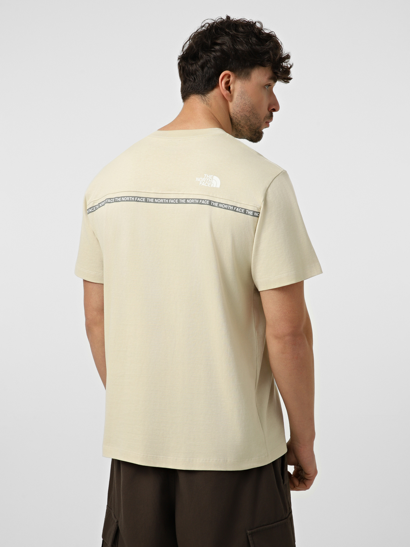 Футболки и поло The North Face M ZUMU RELAXED SHORT SLEEVE TE модель NF0A8GUYDOM1 Фото