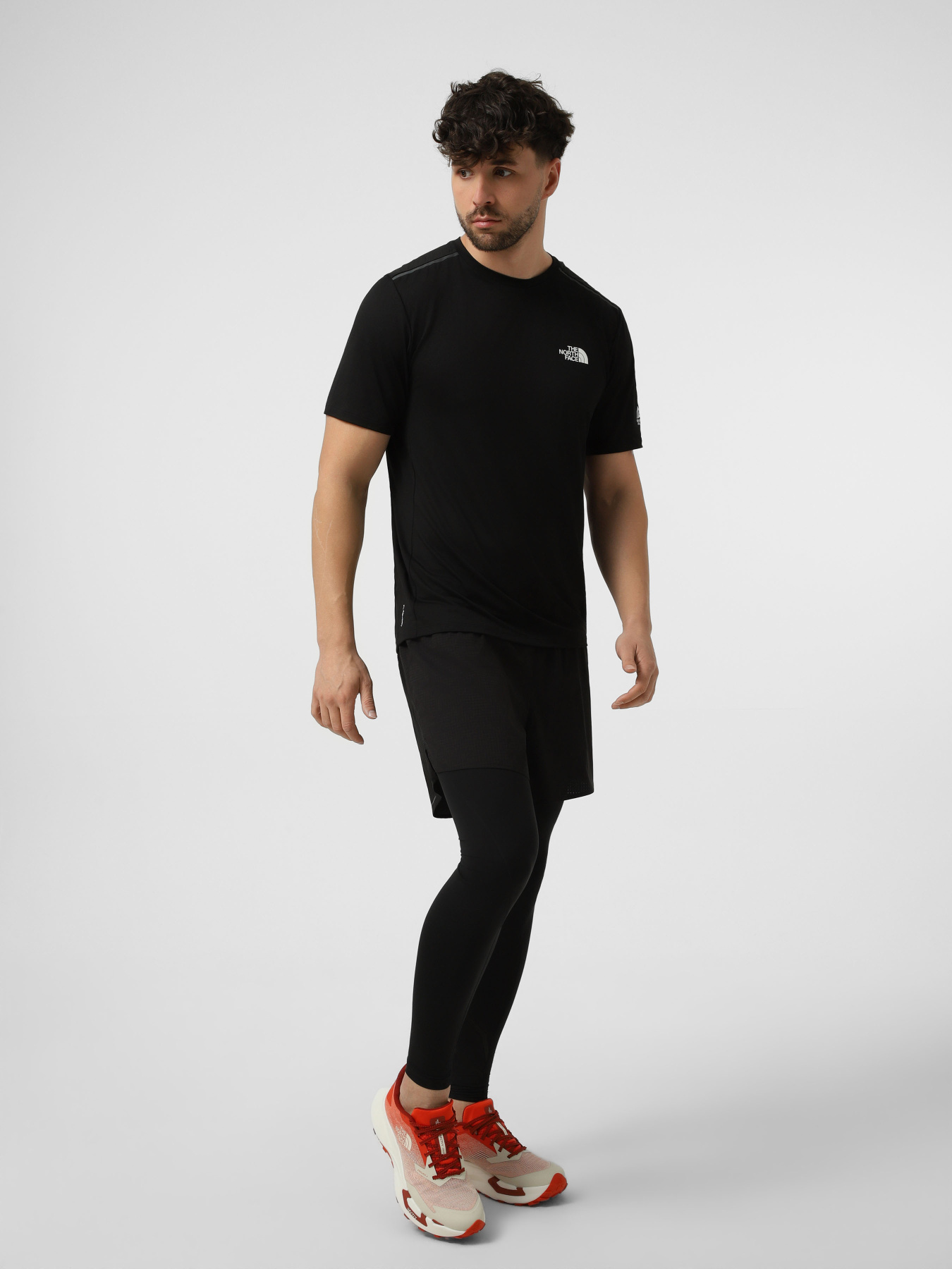 Футболки и поло The North Face M MOUNTAIN ATHLETICS TAPE SHOR модель NF0A8DY9JK31 Фото