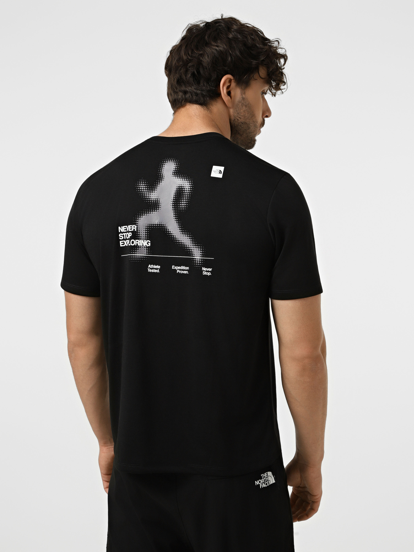Футболки и поло The North Face M BITMAP SILHOUETTE SHORT SLEE модель NF0A8FTUJK31 Футболки и поло The North Face M BITMAP SILHOUETTE SHORT SLEE модель NF0A8FTUJK31 Фото