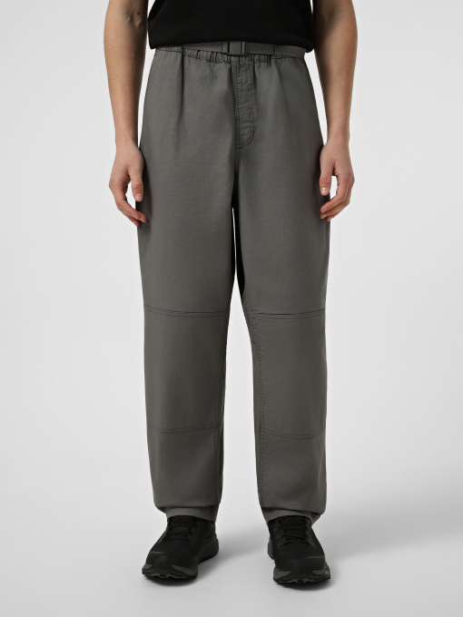 Повсякденні штани The North Face M BETA UTILITY BELTED PANT модель NF0A8B620UZ1 Фото