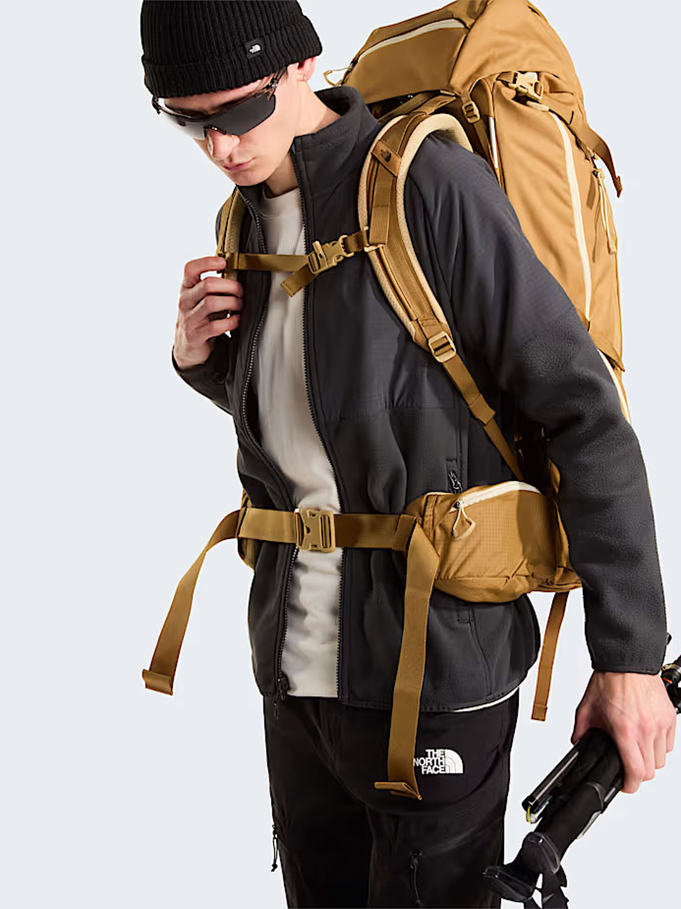 Спортивні штани The North Face M EXPLORATION REG TAPERED CONV модель NF0A8EC3JK31 Спортивні штани The North Face M EXPLORATION REG TAPERED CONV модель NF0A8EC3JK31 Фото