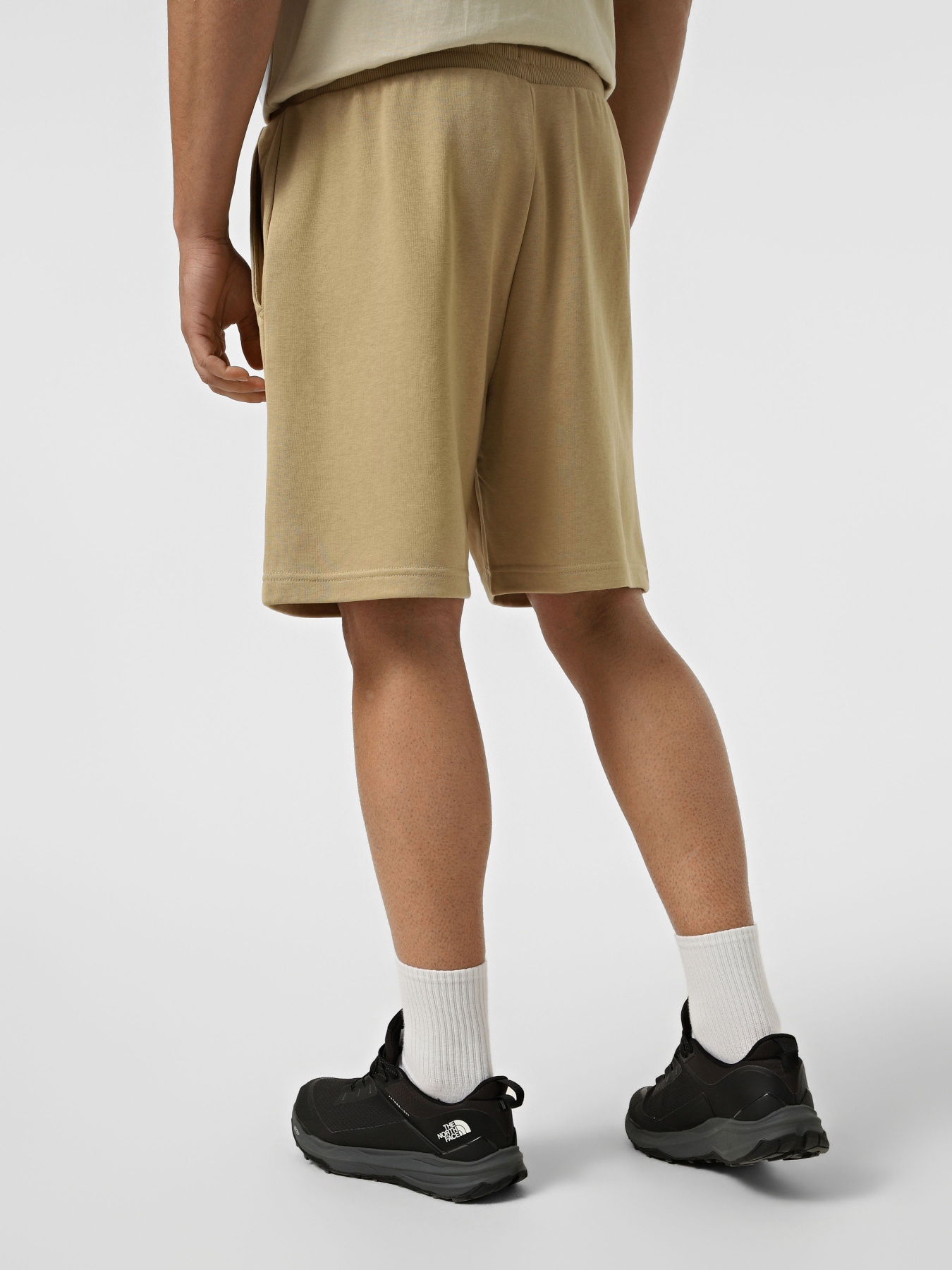 Шорты The North Face M BOX NSE LIGHT REGULAR SHORTS модель NF0A8GQ8LK51 Шорты The North Face M BOX NSE LIGHT REGULAR SHORTS модель NF0A8GQ8LK51 Фото