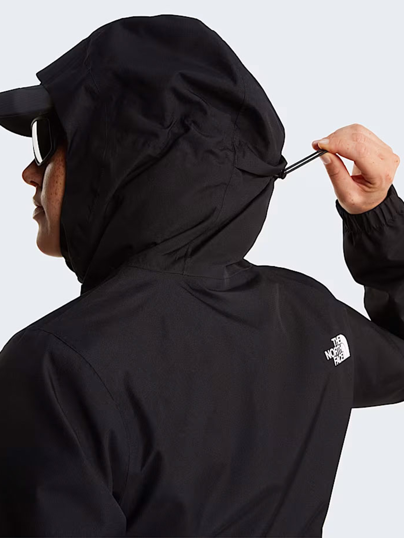 Ветровка The North Face W QUEST MONO JACKET модель NF0A8G12JK31 Ветровка The North Face W QUEST MONO JACKET модель NF0A8G12JK31 Фото