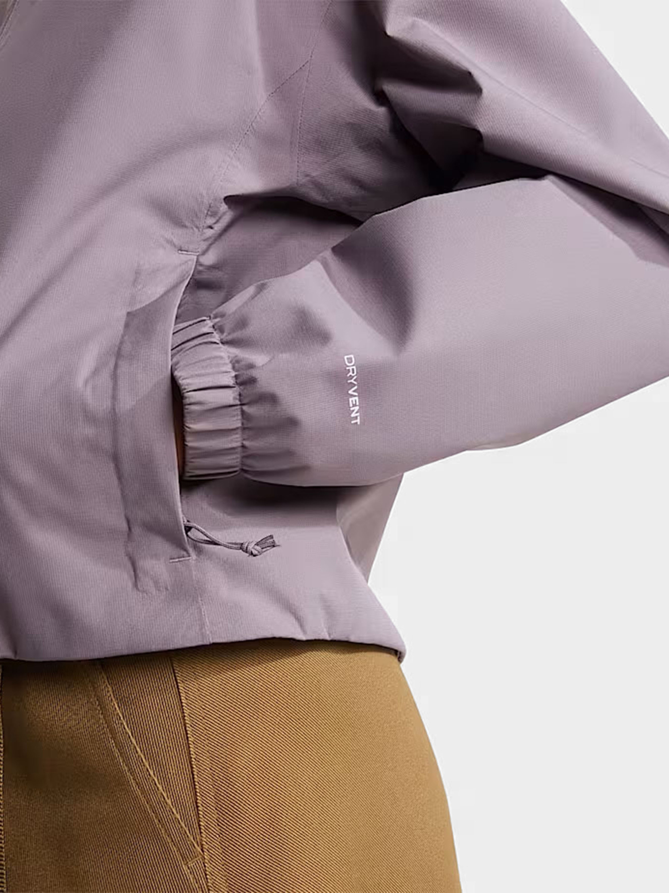 Ветровка The North Face W QUEST MONO CROPPED JACKET модель NF0A8G13G7O1 Ветровка The North Face W QUEST MONO CROPPED JACKET модель NF0A8G13G7O1 Фото