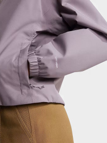 Ветровка The North Face W QUEST MONO CROPPED JACKET модель NF0A8G13G7O1 Ветровка The North Face W QUEST MONO CROPPED JACKET модель NF0A8G13G7O1 Фото