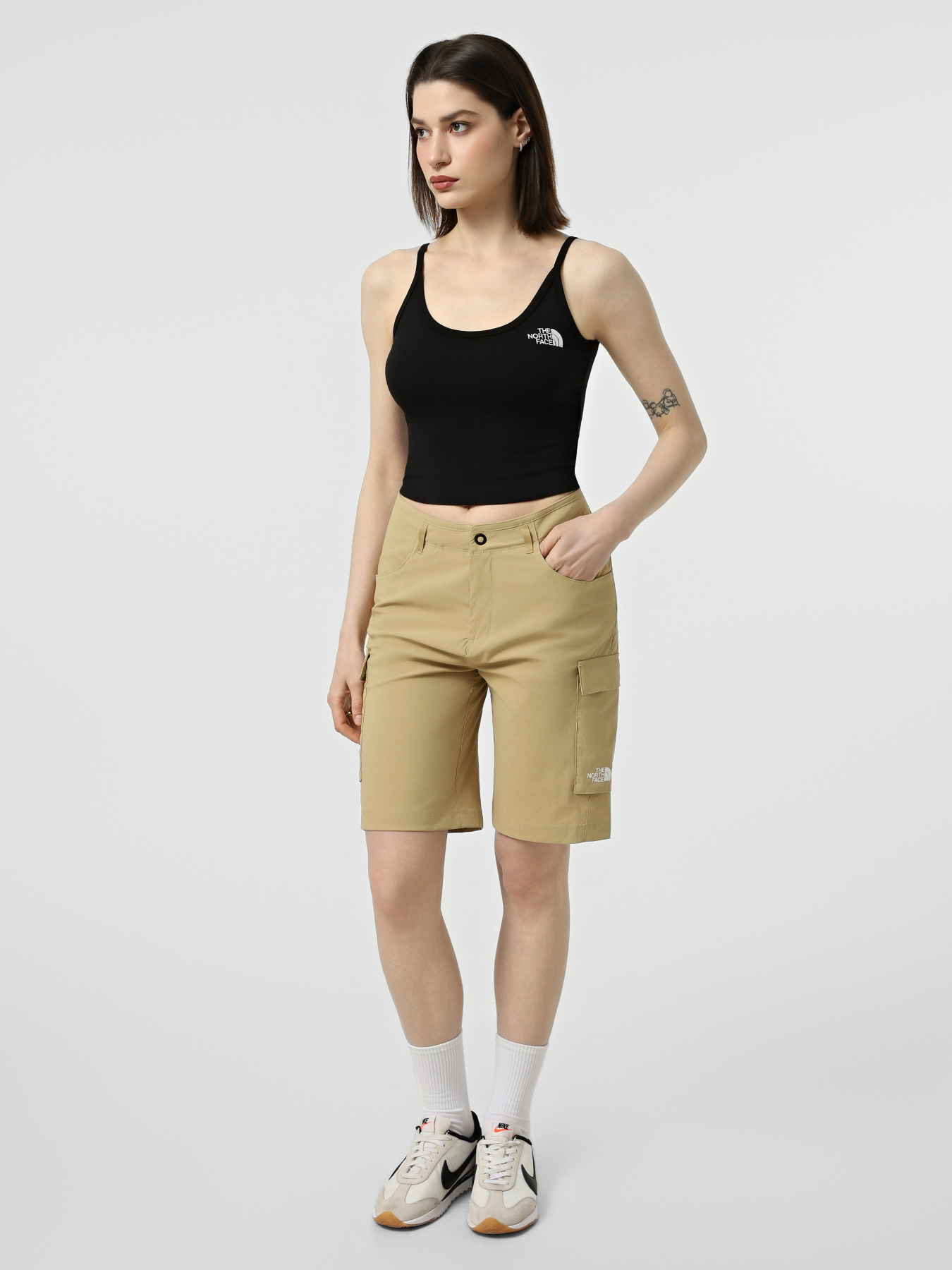 Шорты The North Face W EXPLORATION CARGO SHORTS модель NF0A8ECCLK51 Шорты The North Face W EXPLORATION CARGO SHORTS модель NF0A8ECCLK51 Фото