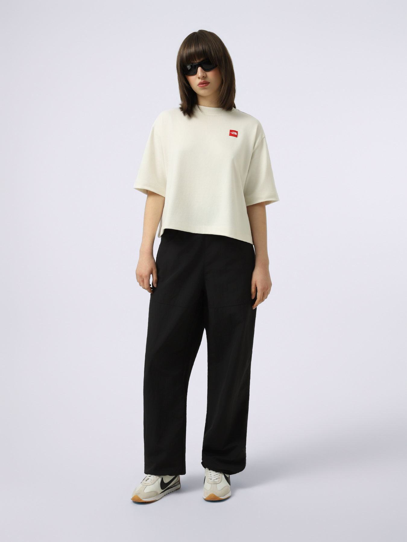 Футболки и поло The North Face W TNF RED BOX S/S BOXY TEE модель NF0A8EG6QLI1 Фото