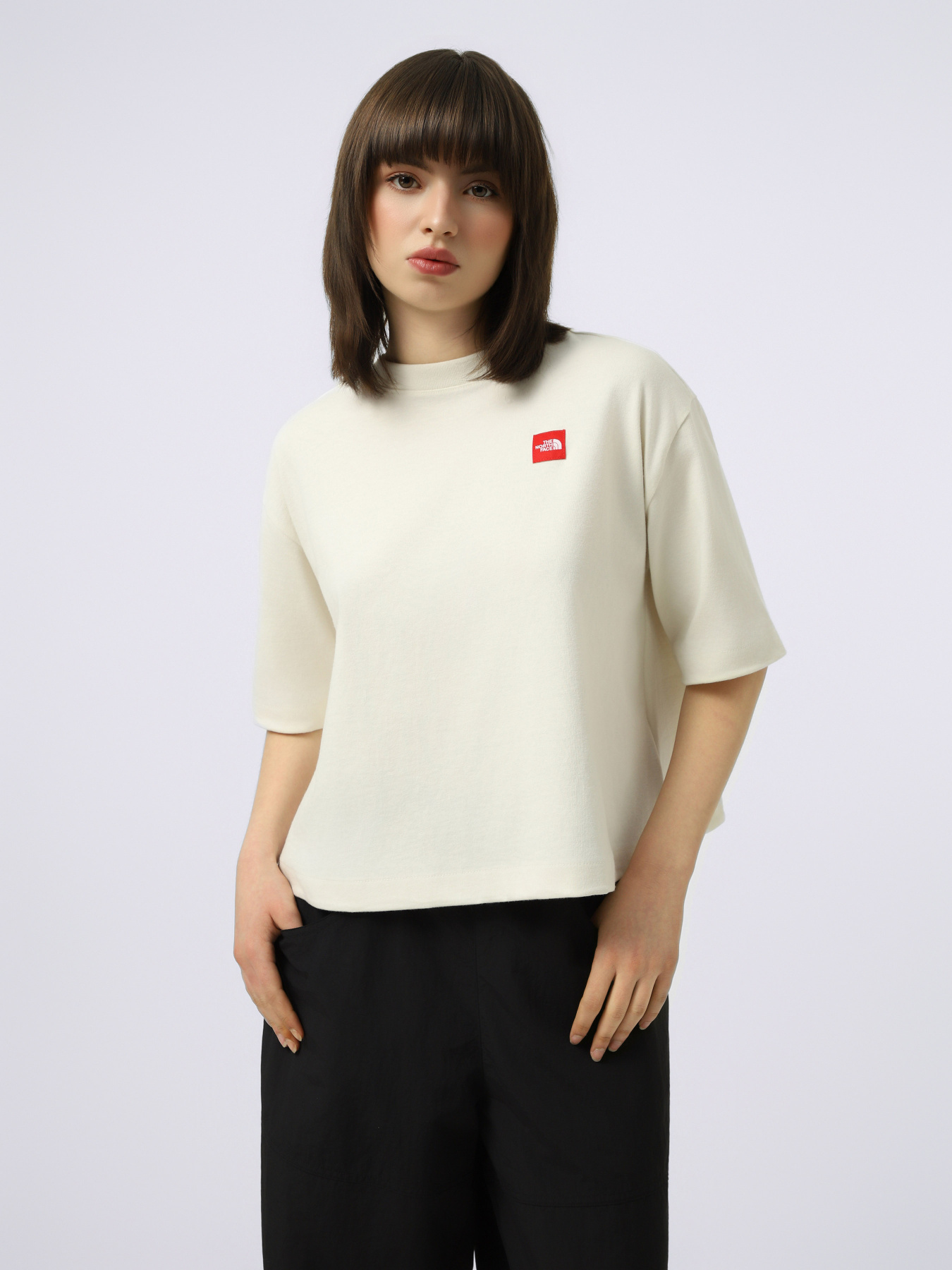 Футболки и поло The North Face W TNF RED BOX S/S BOXY TEE модель NF0A8EG6QLI1 Фото