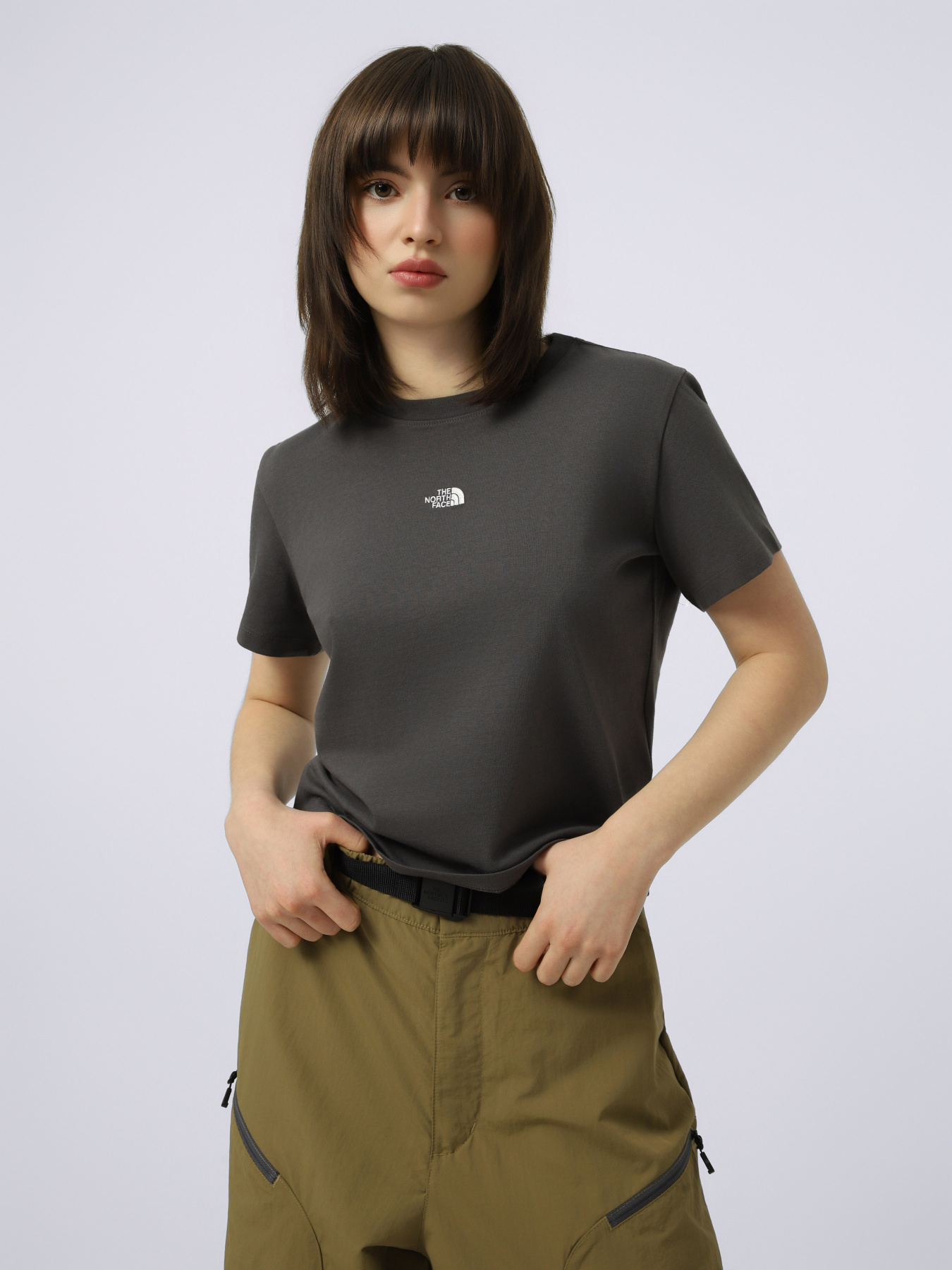 Футболки и поло The North Face W ESSENTIAL REGULAR SHORT SLEE модель NF0A8GR1RHI1 Фото