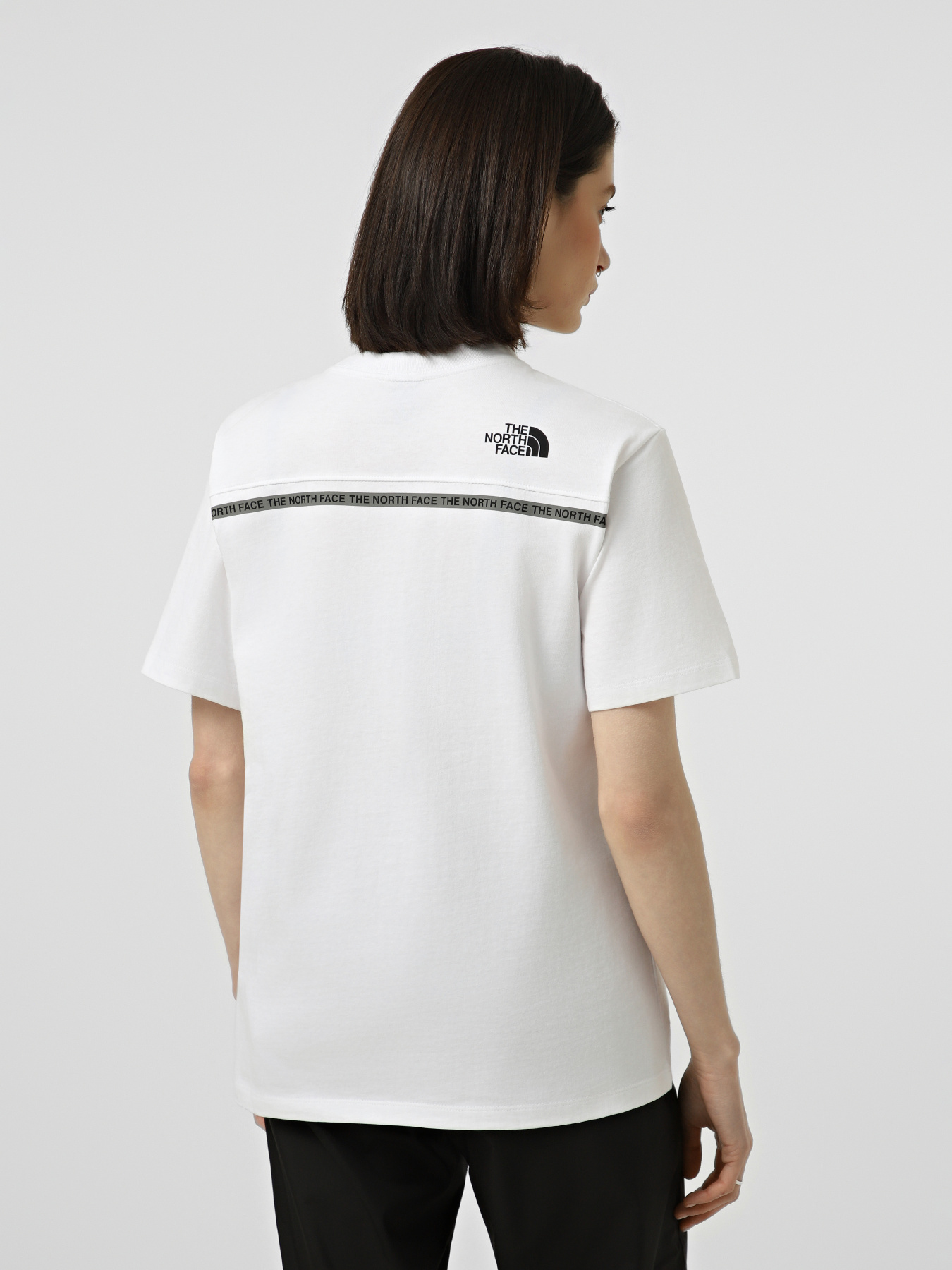 Футболки и поло The North Face W ZUMU RELAXED SHORT SLEEVE TE модель NF0A8GUSFN41 Фото