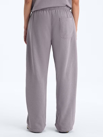 Джоггеры The North Face W TNF RED BOX SWEATPANTS модель NF0A8EG2G7O1 Джоггеры The North Face W TNF RED BOX SWEATPANTS модель NF0A8EG2G7O1 Фото