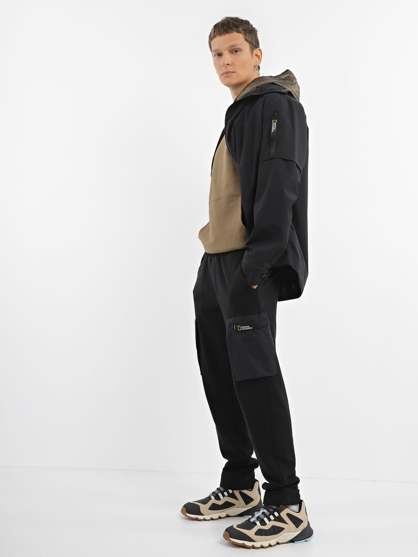 Брюки повседневные National Geographic модель M121-05-571_чорний Фото