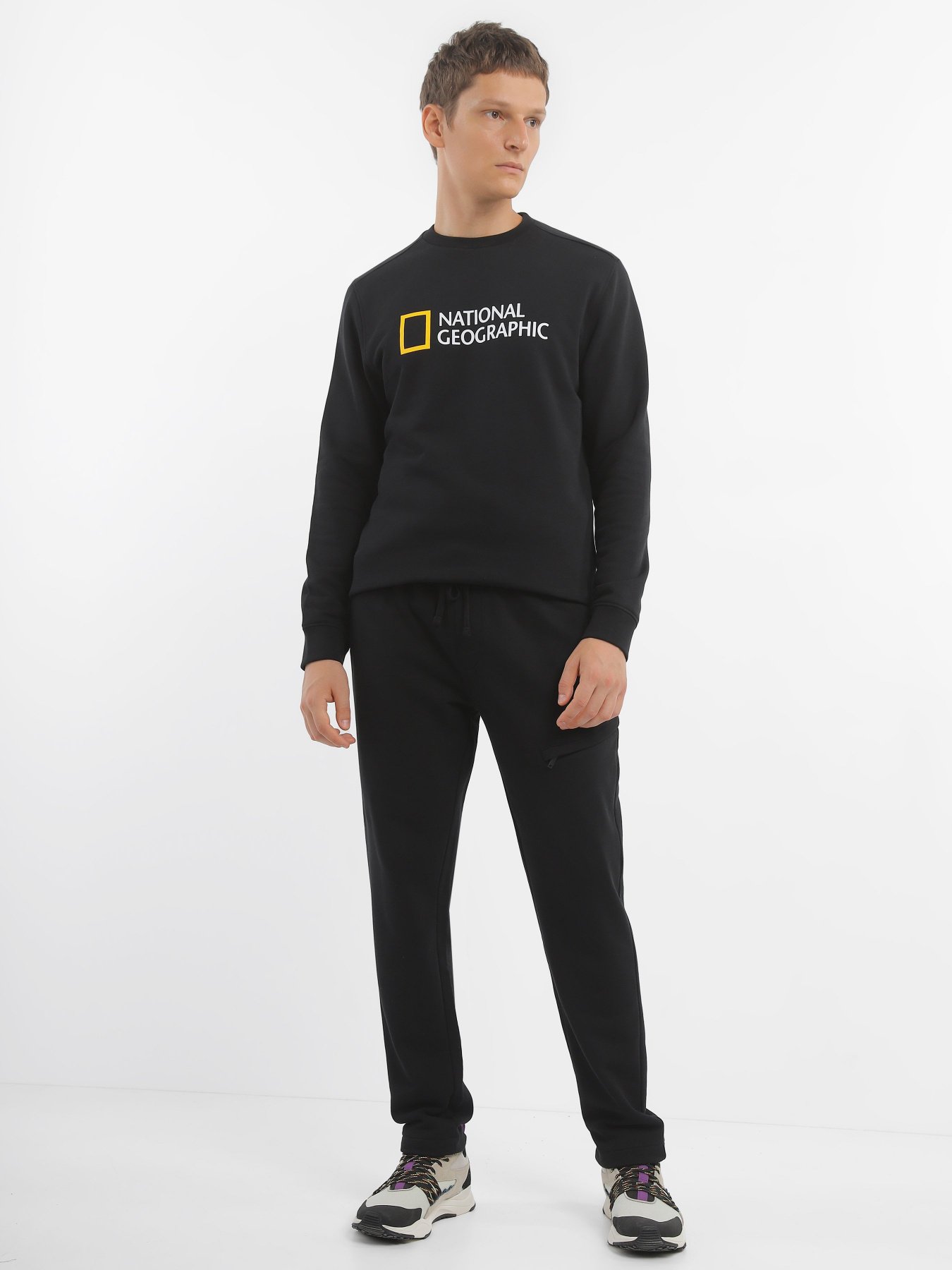 Свитшот National Geographic Foundation Big Logo Crew модель M999-02-814_чорний Фото