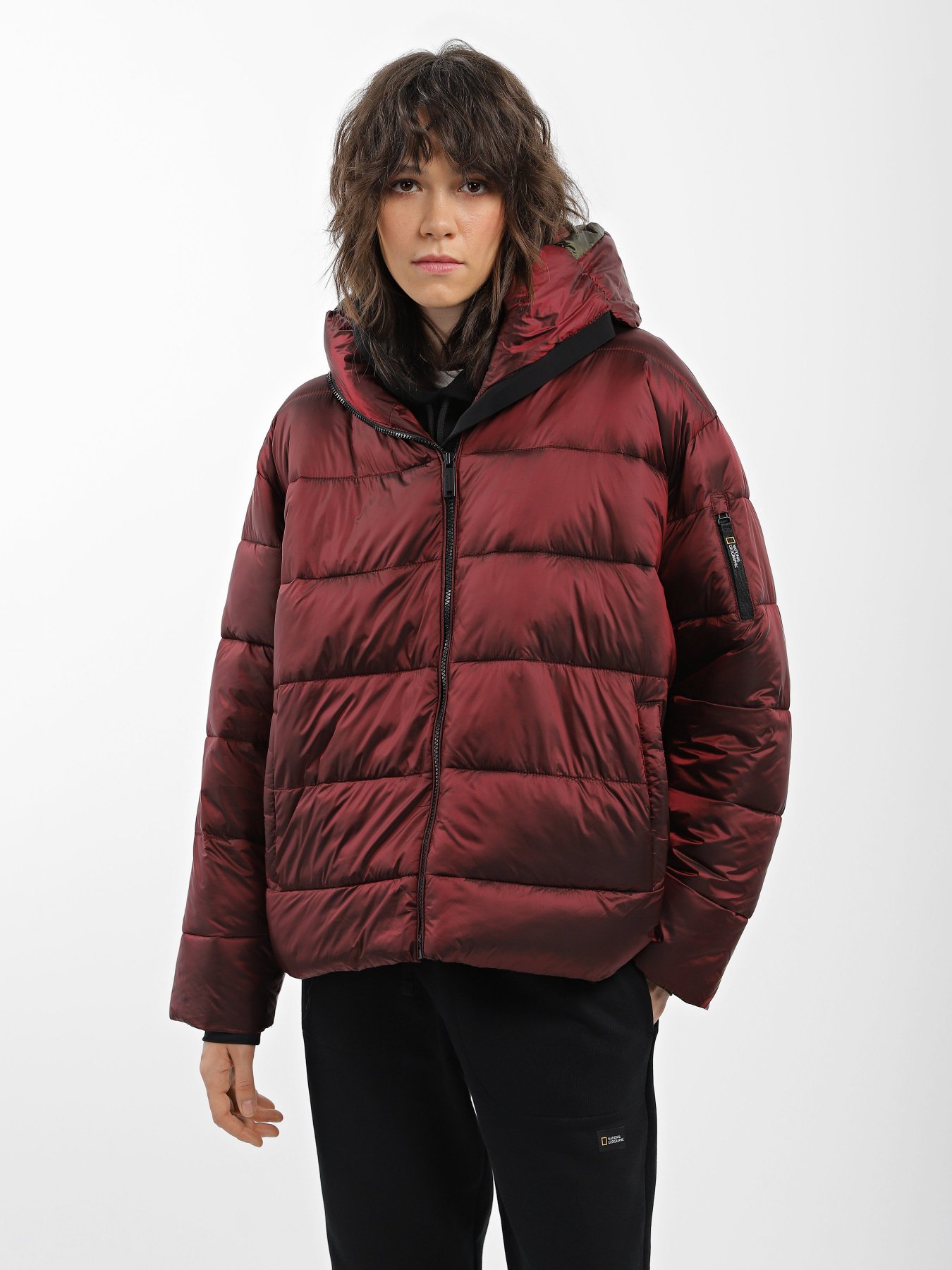 Демисезонная куртка National Geographic Re-Developed Cropped модель W121-01-606_бордовий Фото