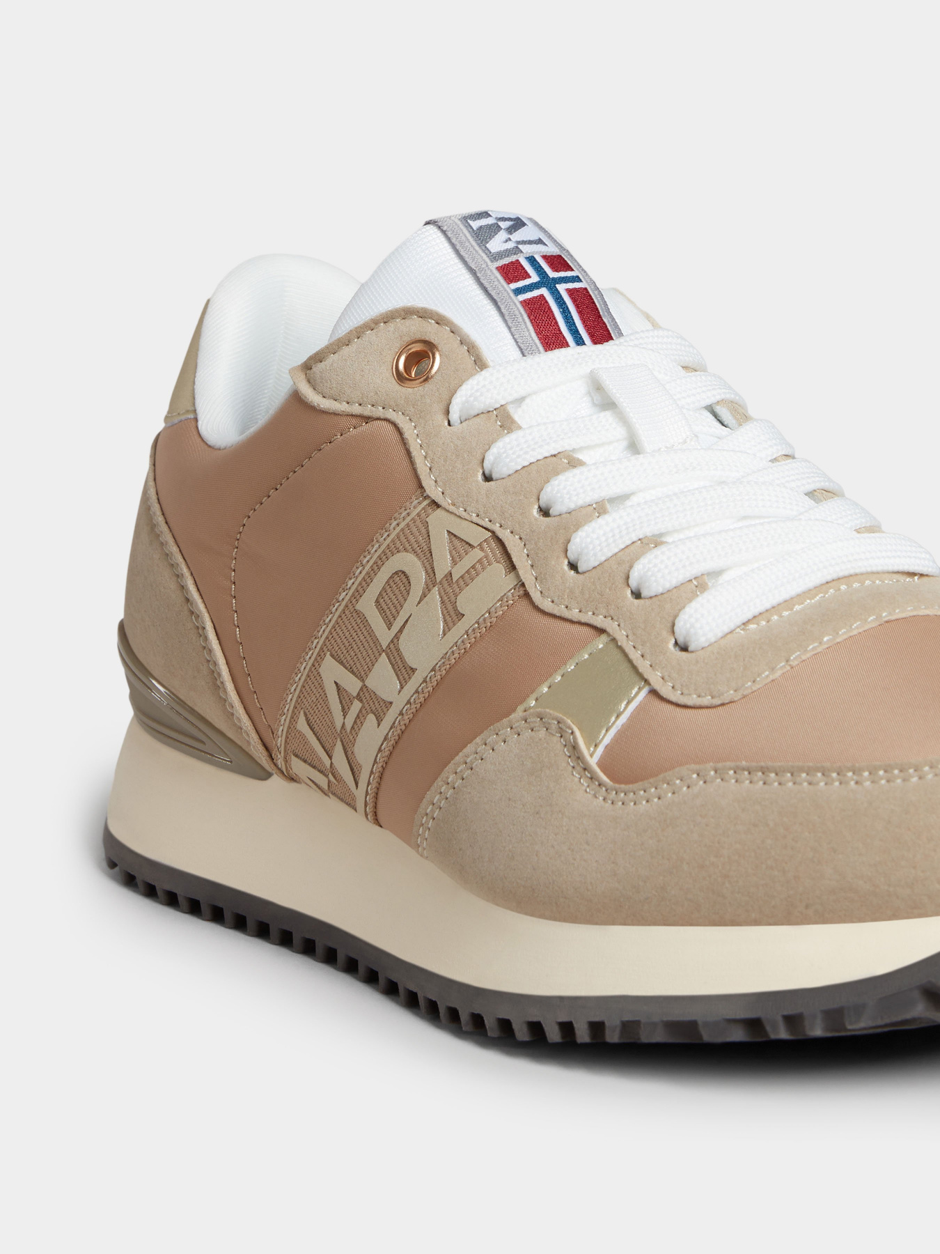 Кроссовки повседневные Napapijri Astra Trainers модель NP0A4HWCNB41 Фото