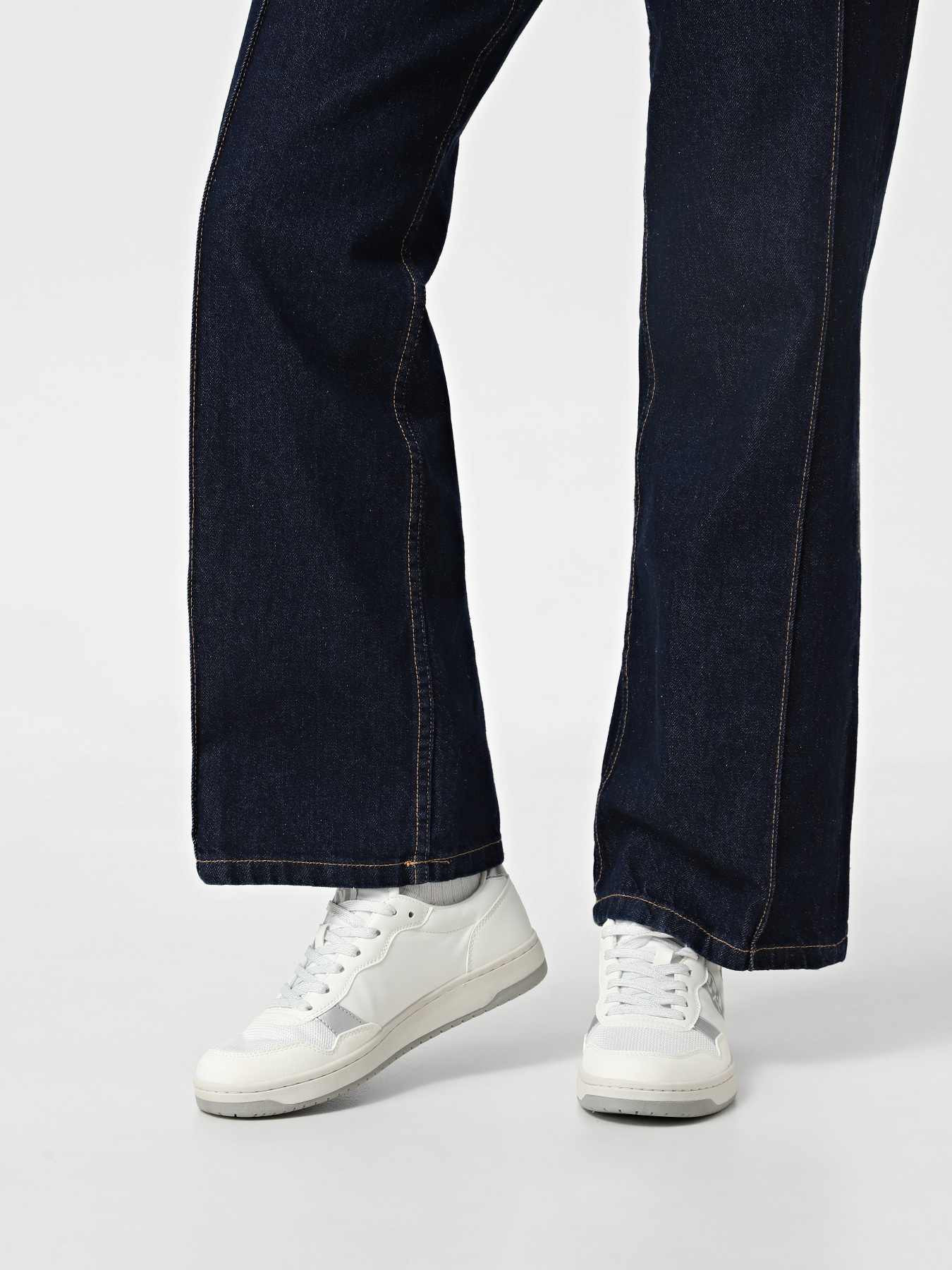 Кроссовки повседневные Napapijri Irmin модель NP0A4I710021 Кроссовки повседневные Napapijri Irmin модель NP0A4I710021 Фото