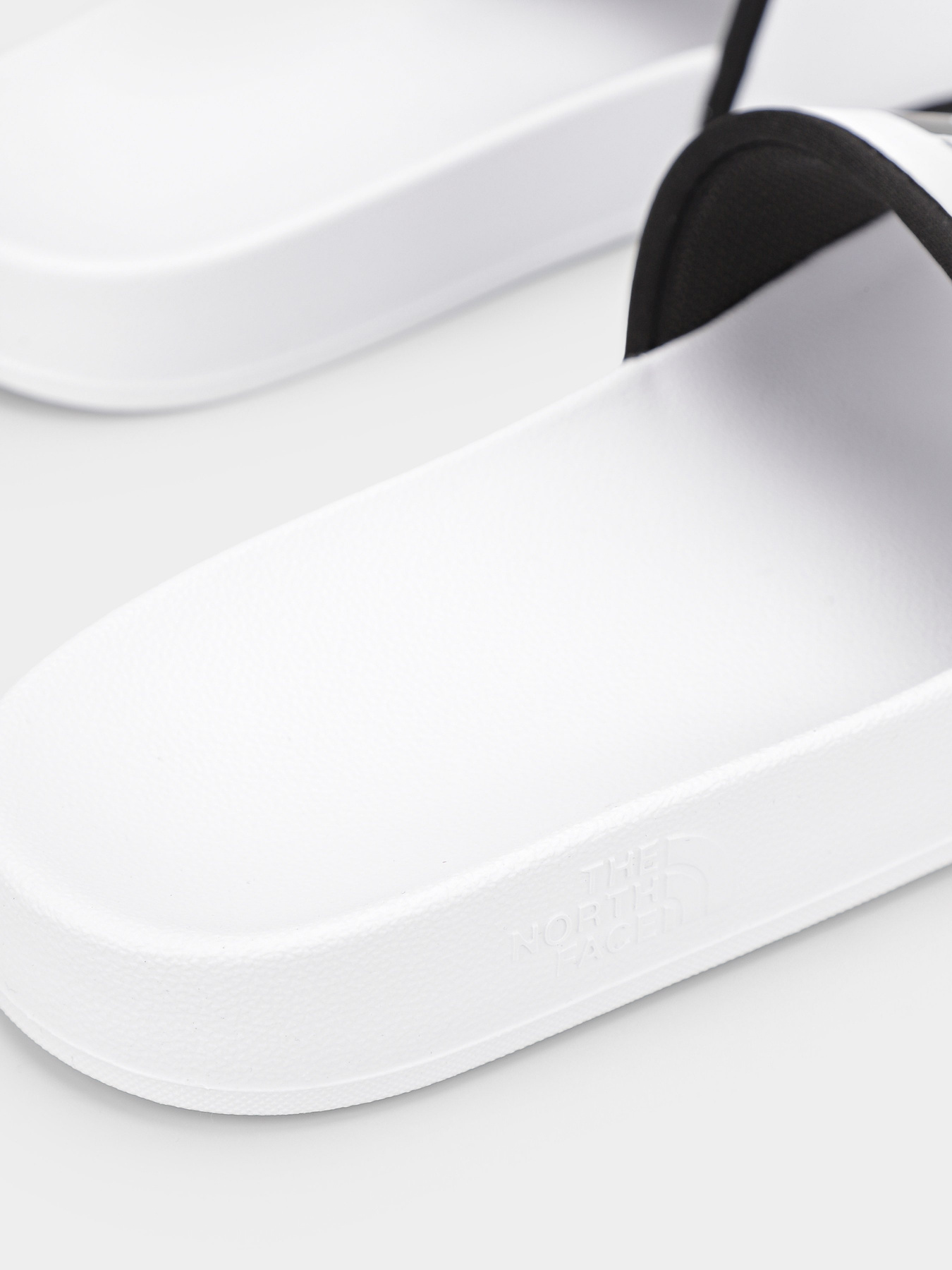 Шлепанцы The North Face Base Camp модель NF0A4T2SLA91 Фото