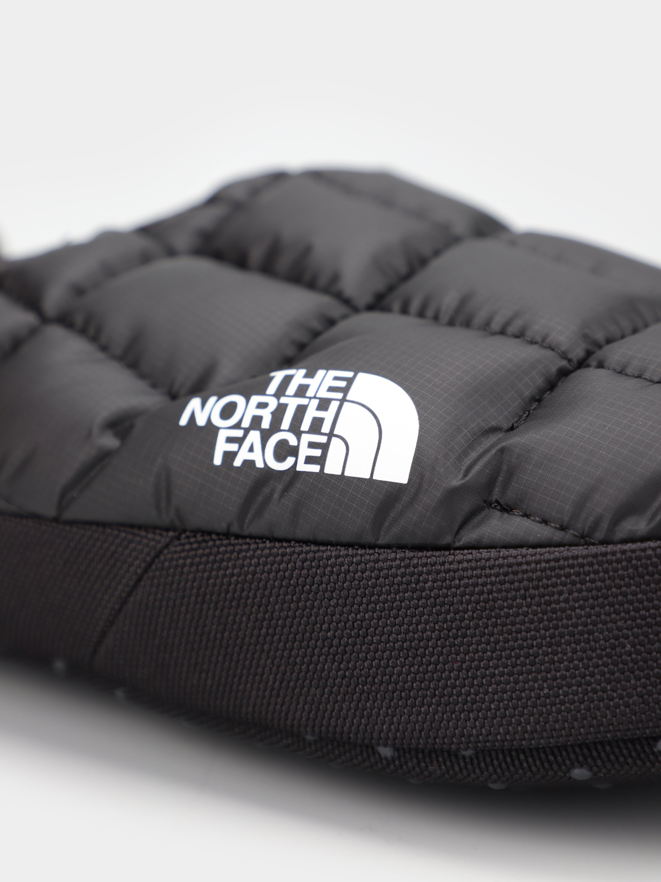 Слипоны The North Face ThermoBall™ Tent Mule V модель NF0A3MKNKX71 Фото