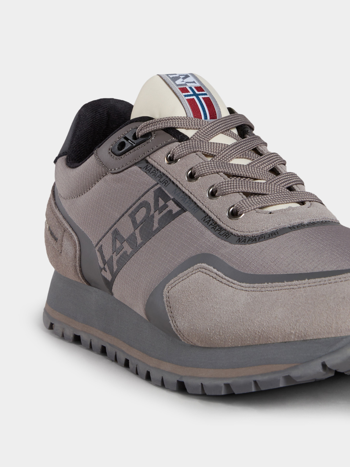 Кроссовки Napapijri Lotus Trainers модель NP0A4HVLZ281 Фото