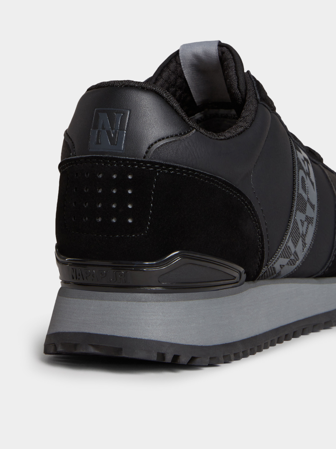 Кросівки Napapijri Faux Leather Cosmos модель NP0A4HVO0411 Фото