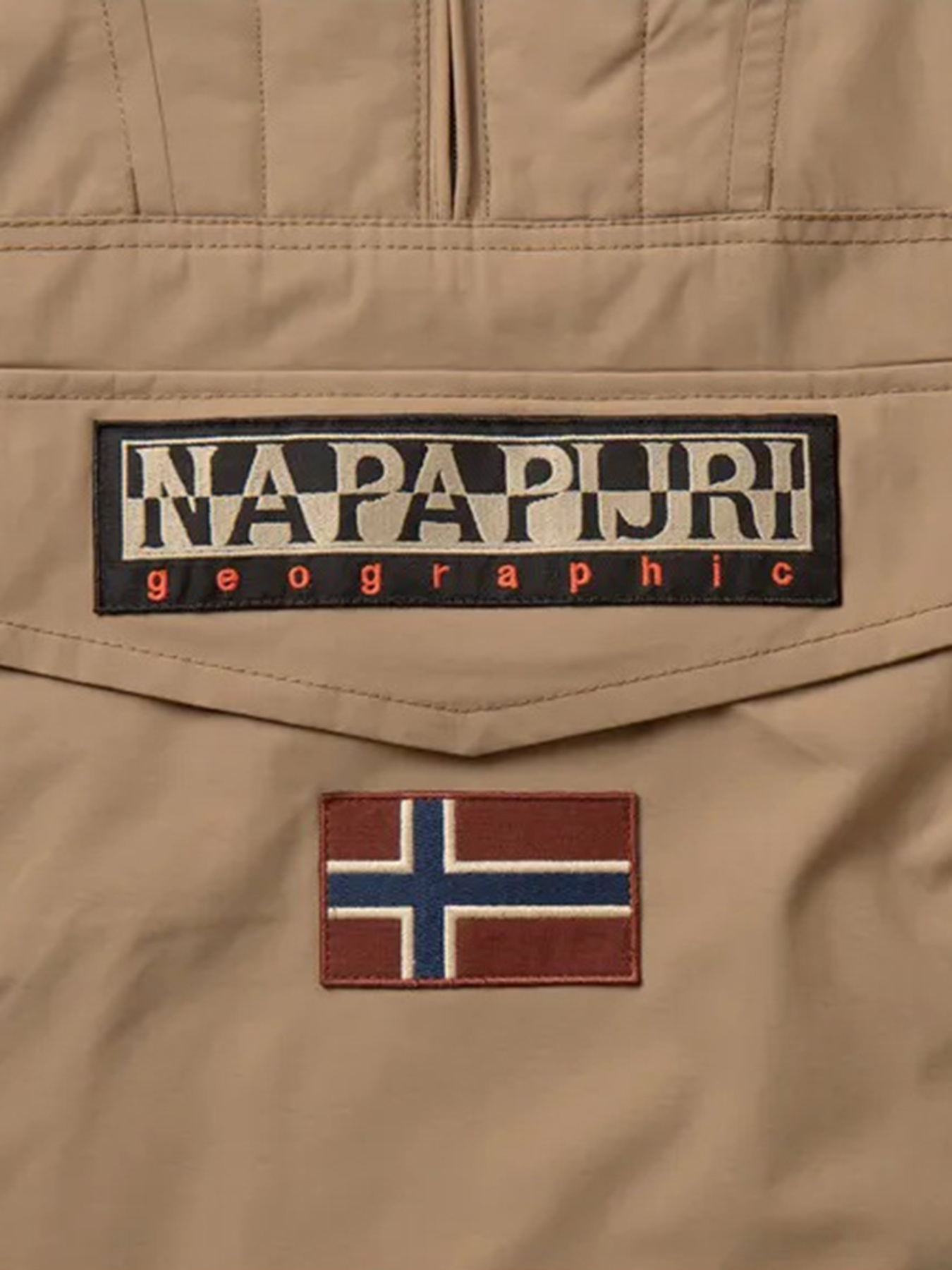 Горнолыжная куртка Napapijri Rainforest Pocket 1 модель NP0A4EGYNC21 Фото